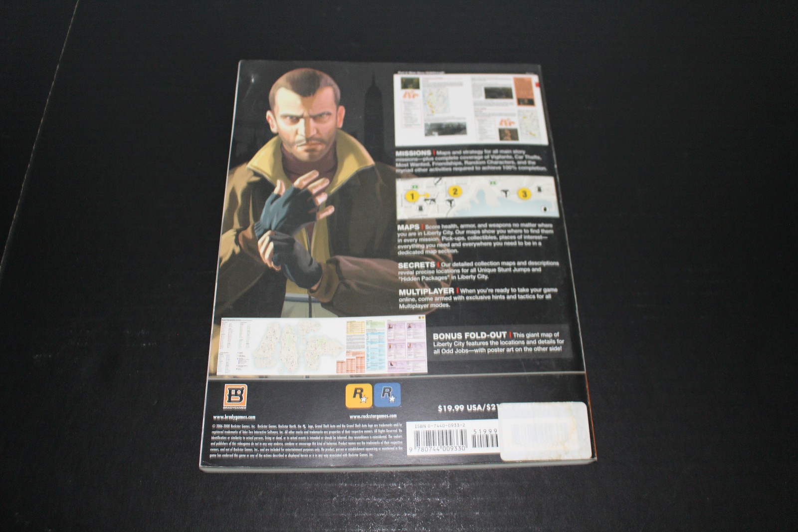 Bradygames Grand Theft Auto IV GTA4 Signature Series Strategy Guide/ W Map Nice!