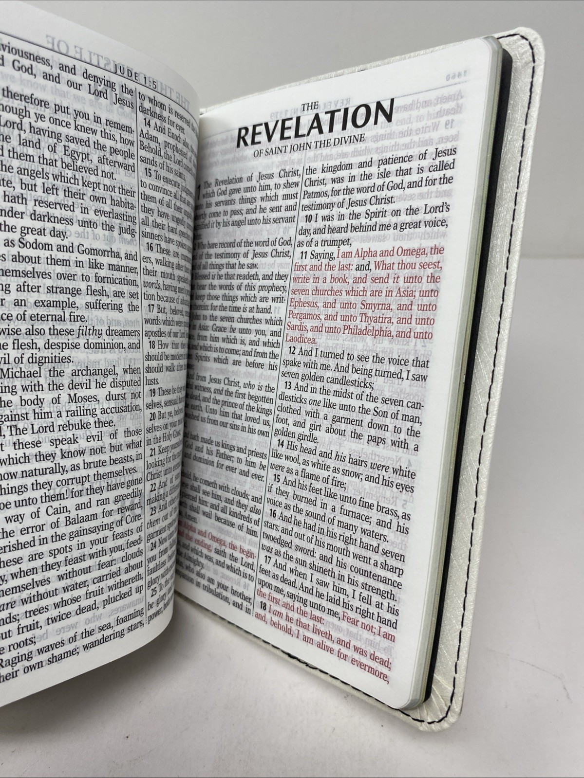KJV Bible Compact Faux Leather White by Christian Art Gifts VG FREE SHIPPING!