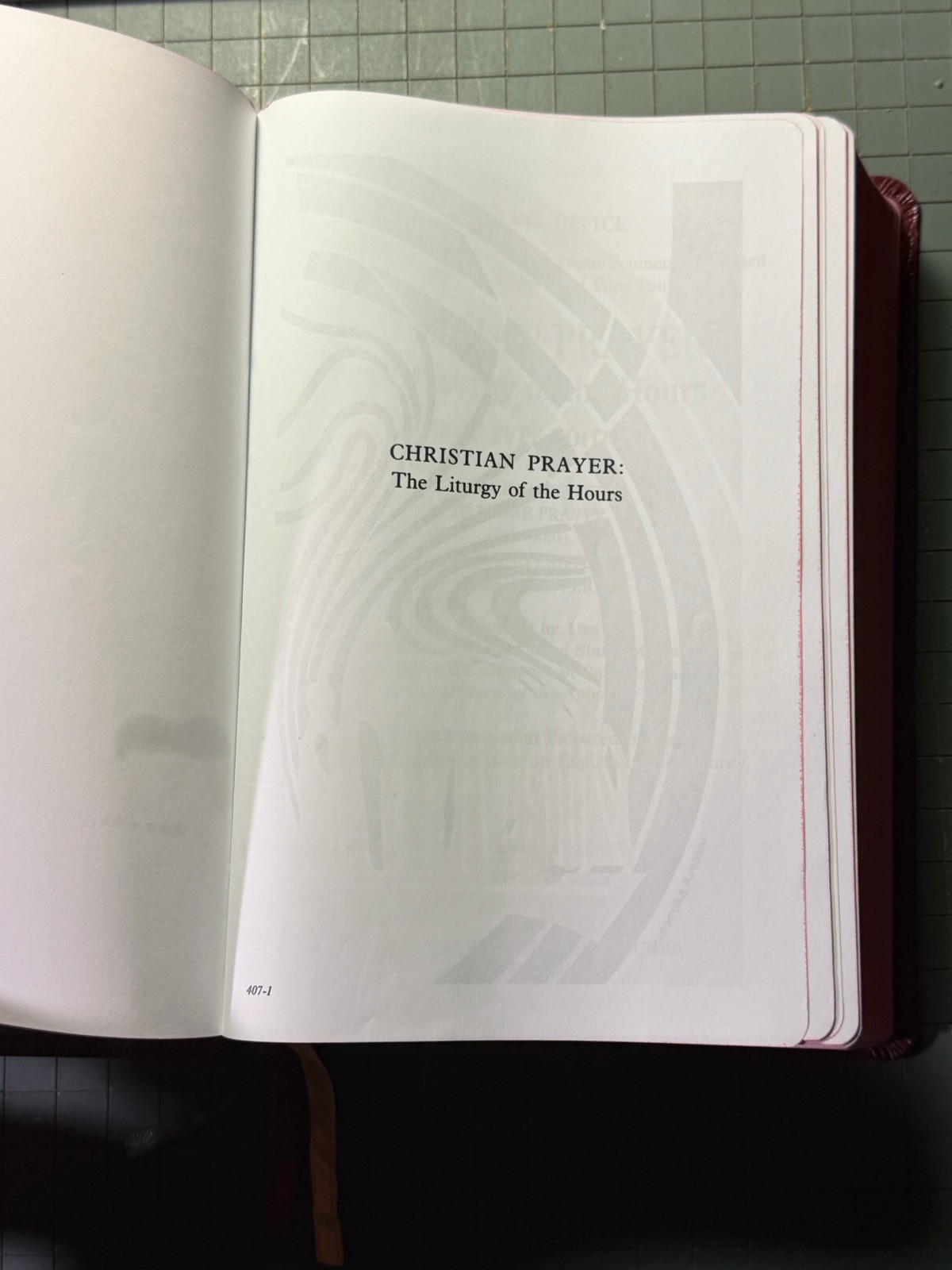 Christian Prayer LARGE Type Catholic Book Publishing Company 407/10 Printed 1985