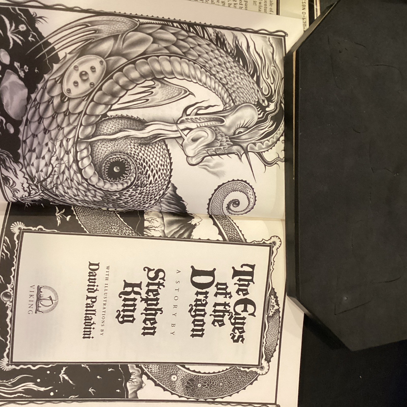 Stephen King’s The Eyes of the Dragon first edition (US 1987 Viking) HC DJ