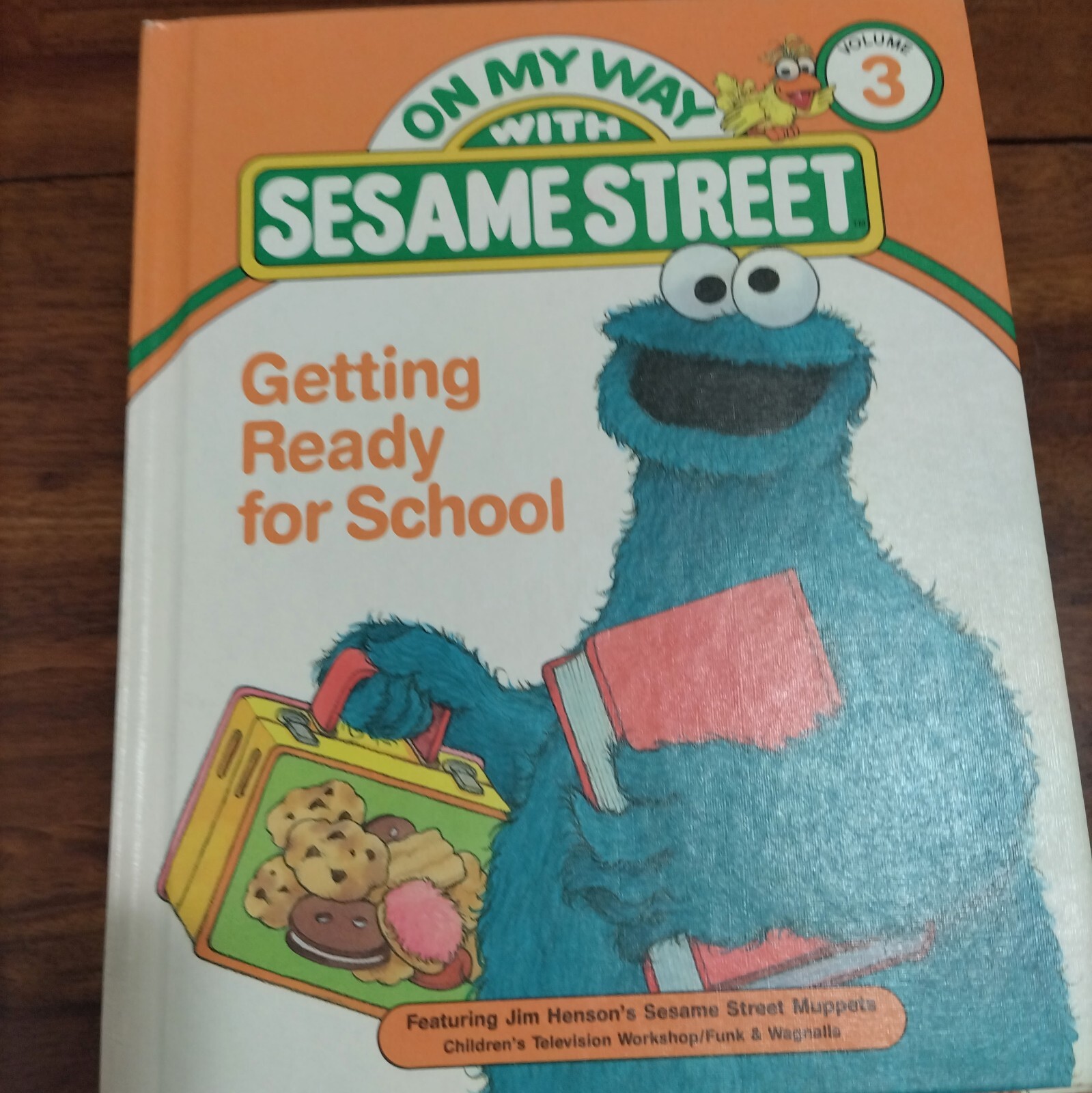 1989 Muppets, Inc., CTW Comp. 15 Volumn Set, “On My Way With Sesame Street”, USA