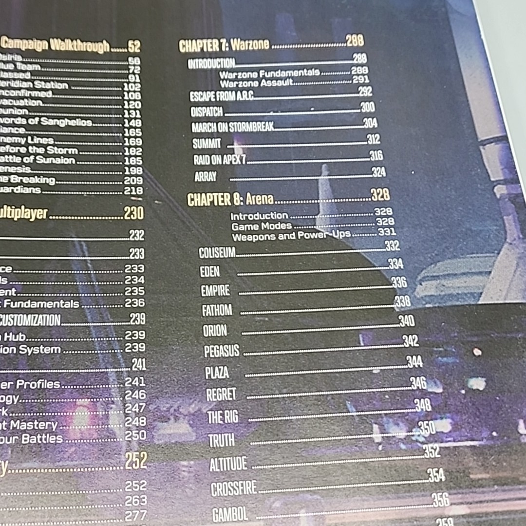Halo 5 Guardians Collectors Edition Hardcover Strategy Guide Video Game Book
