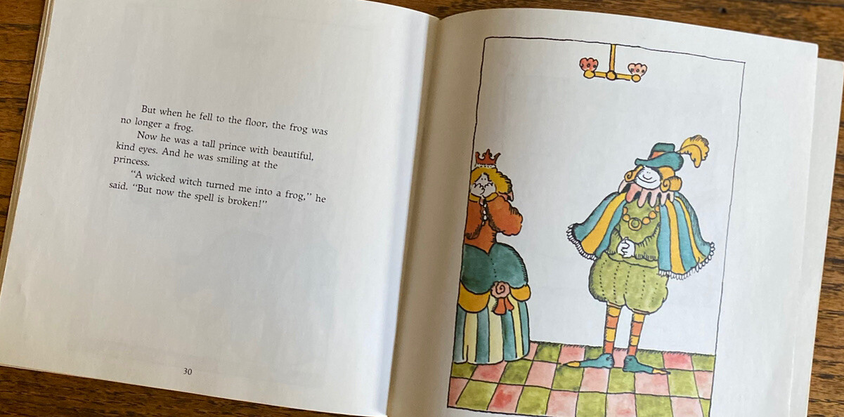1974 Scholastic THE FROG PRINCE 7″ record/book. Both very Good condition. Photos