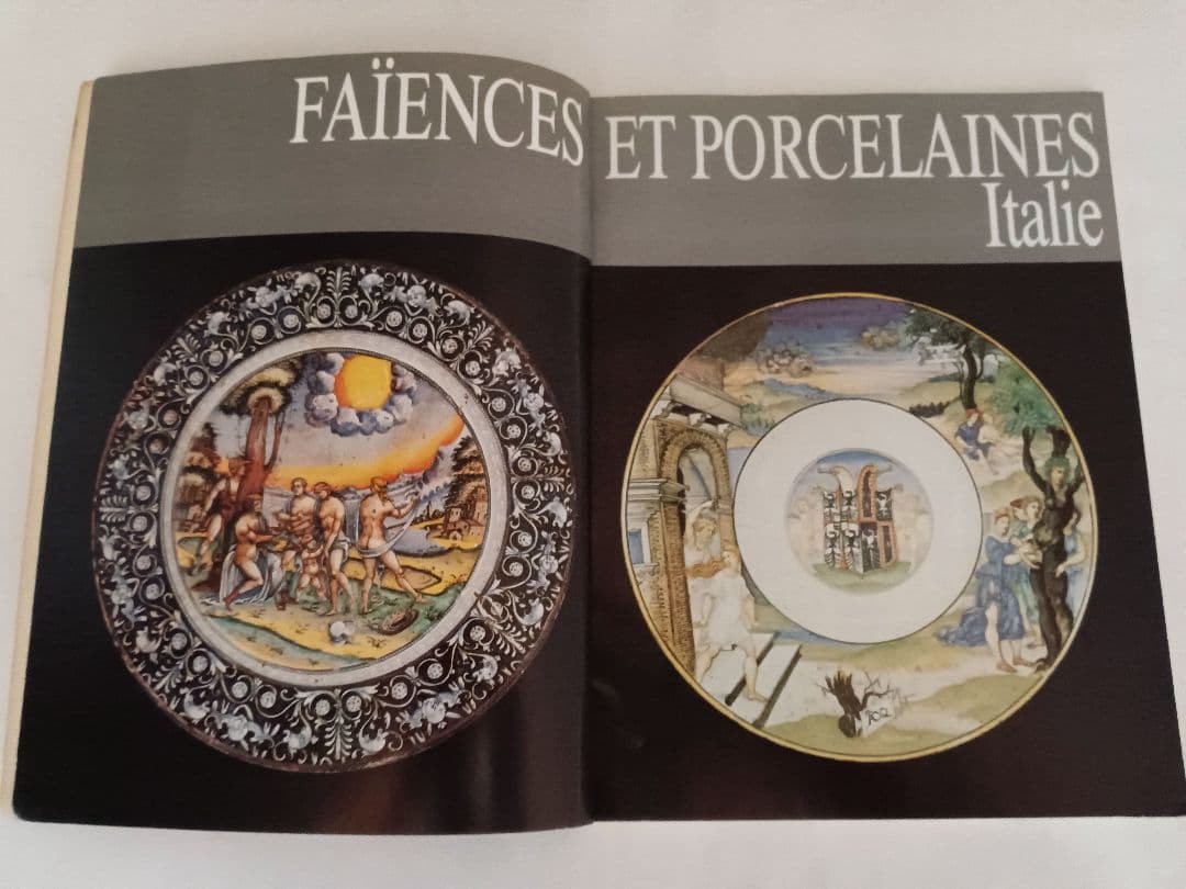Antiques Arts Crafts Italian Pottery Porcelain Magazine 28.5x22cm 77pg