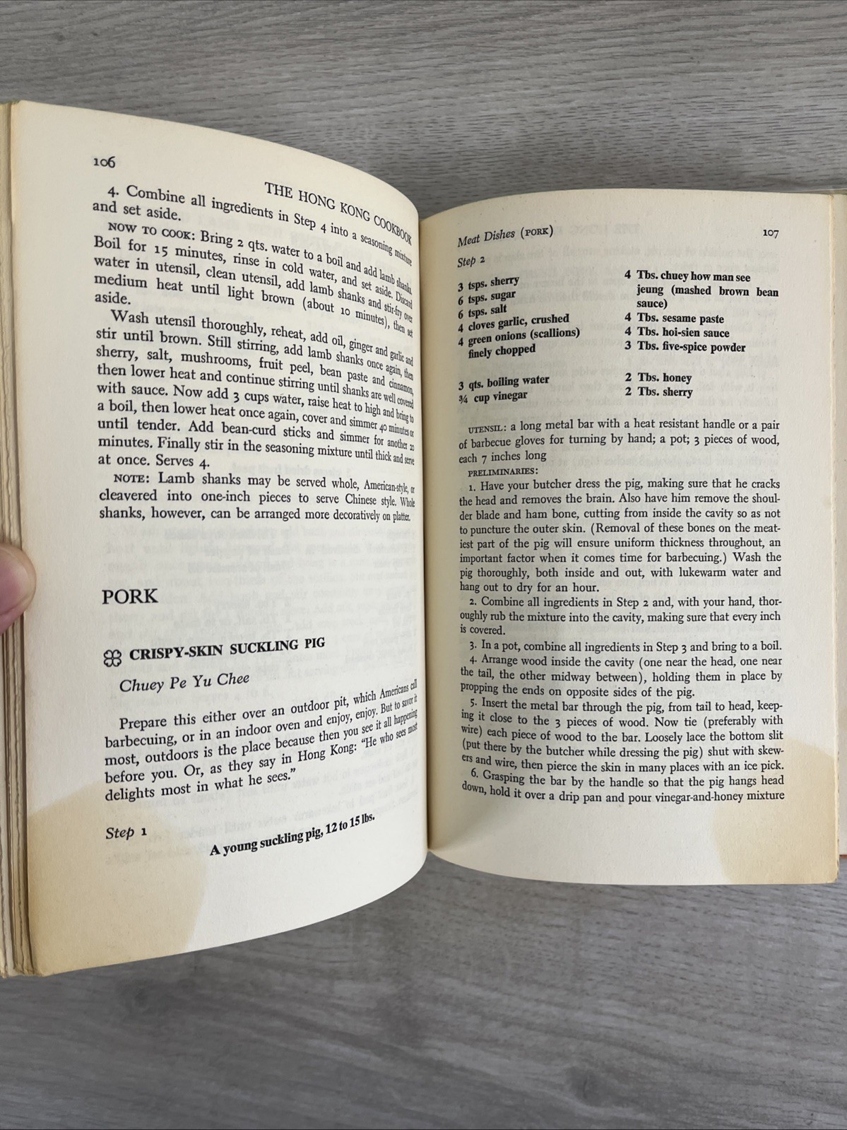 The Hong Kong Cookbook Arthur’ Lem & Dan Morris 1970 HC, Vintage Cookbook