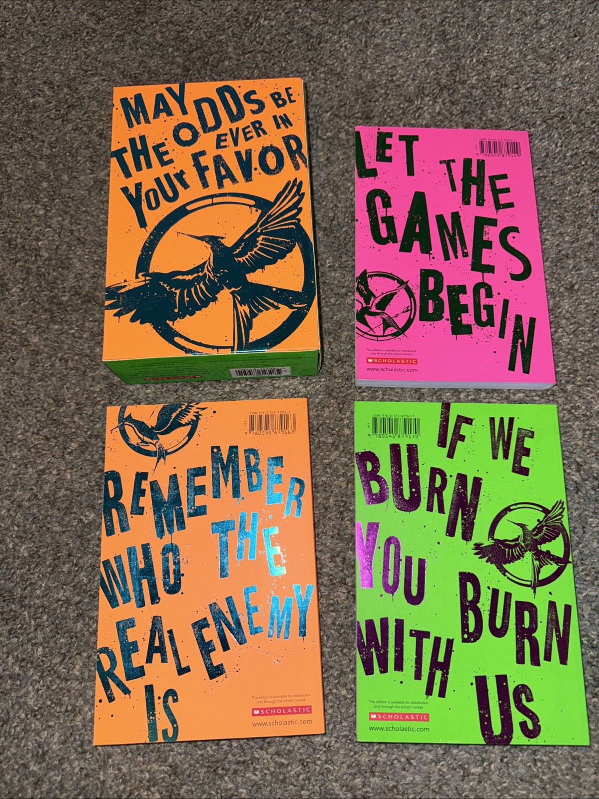 Hunger Games Trilogy: Propaganda Edition Suzanne Collins Neon Scholastic *READ*