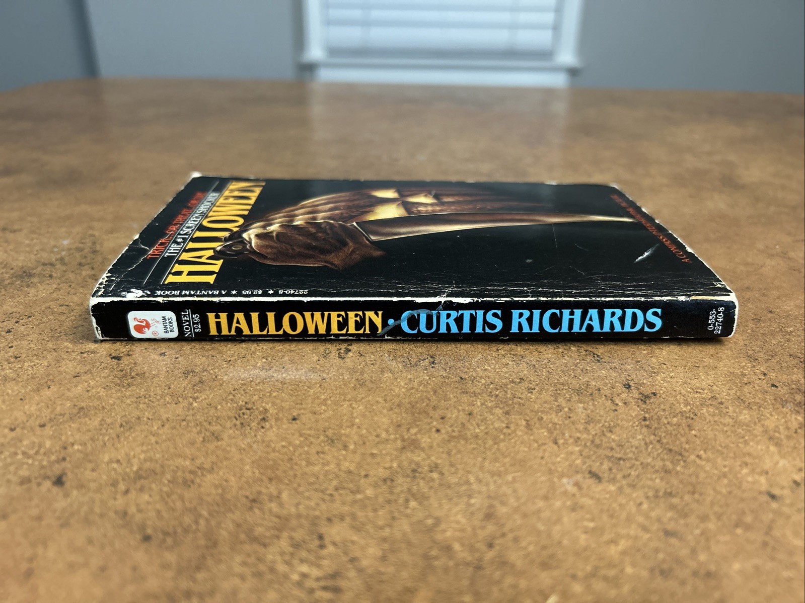 Halloween Movie Novelization by Curtis Richards A Bantam Book Paperback 1979