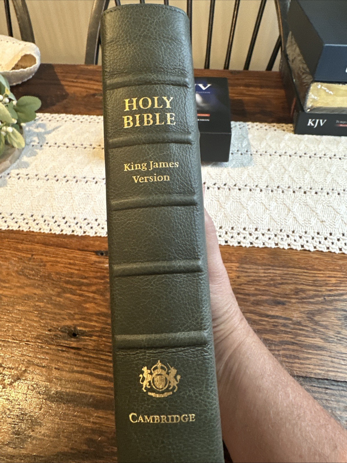 Cambridge Clarion KJV Ref BIBLE GREEN Calfskin Like New