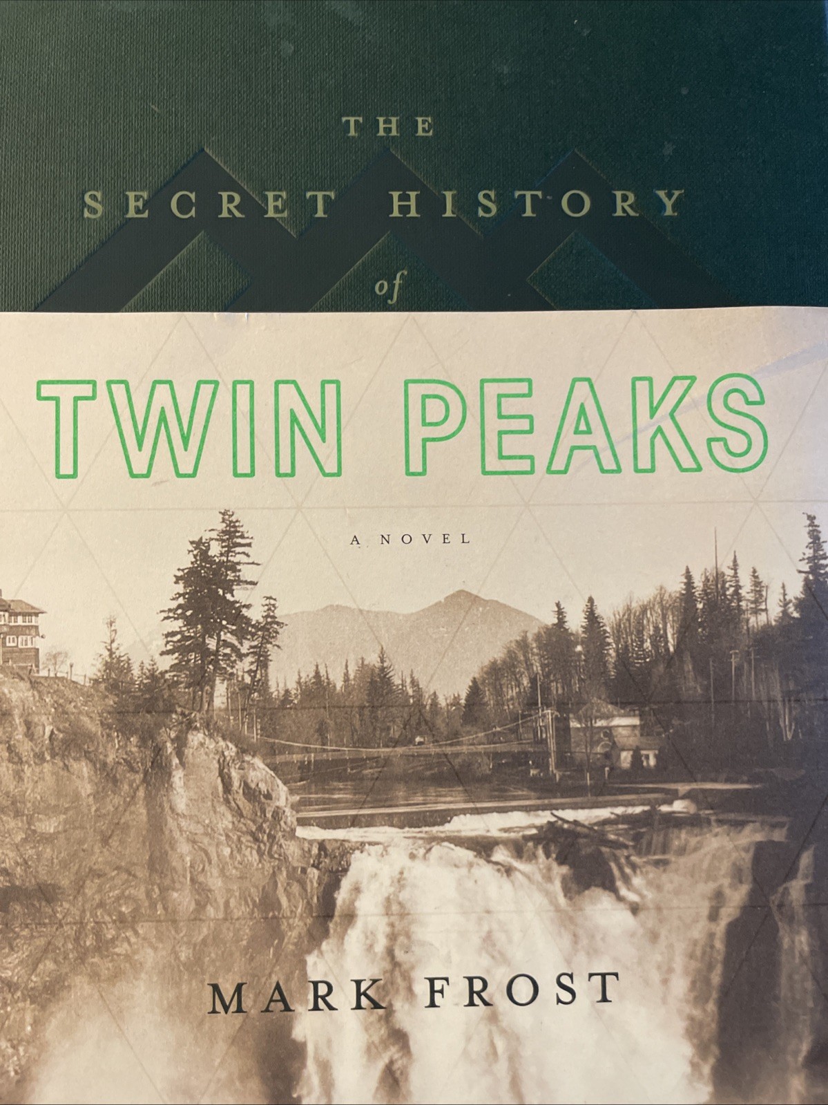 Secret History of TWIN PEAKS A Novel by Mark Frost (2016, Hardcover) UK Lynch