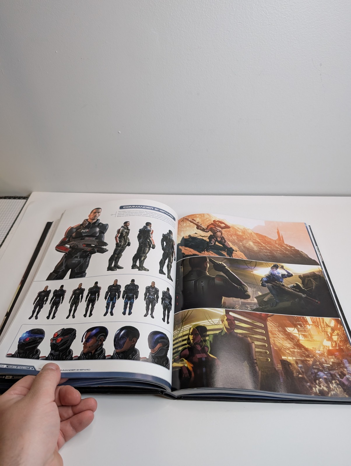 Dark Horse The Art of the Mass Effect Universe Hardcover Art Book 2012 Used