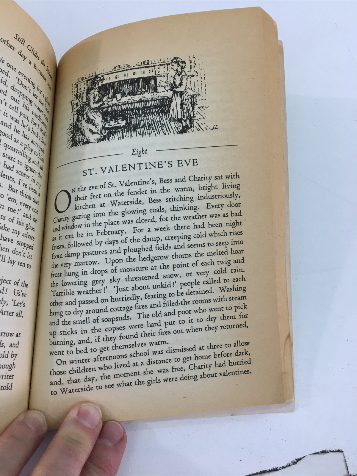 Still Glides The Stream – Flora Thompson (Paperback, 1983)