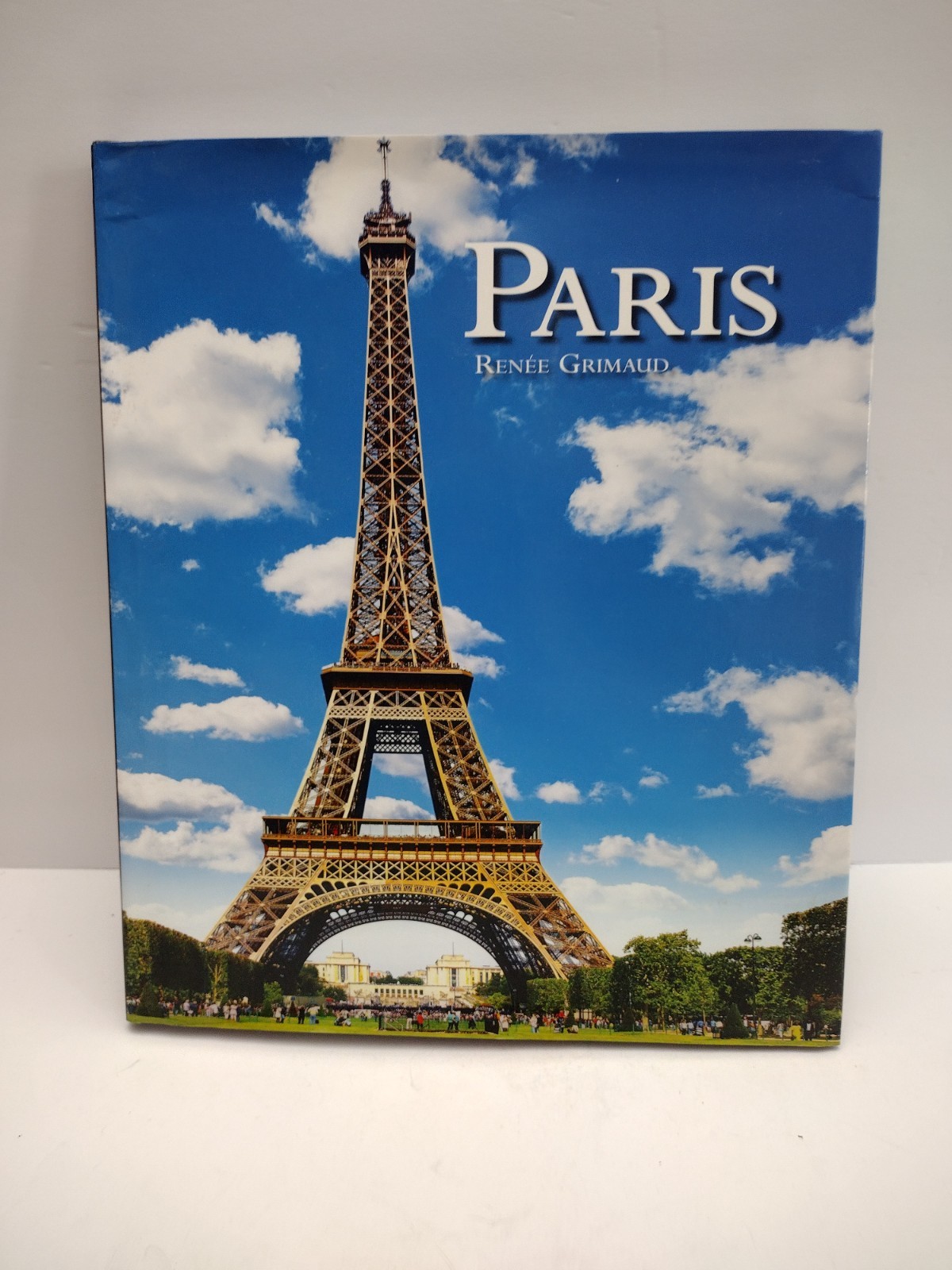 Paris, Renee Grimaud Metro Books New York 4+Lbs 13″X 11″X1.25″ 1st Ed 2015.