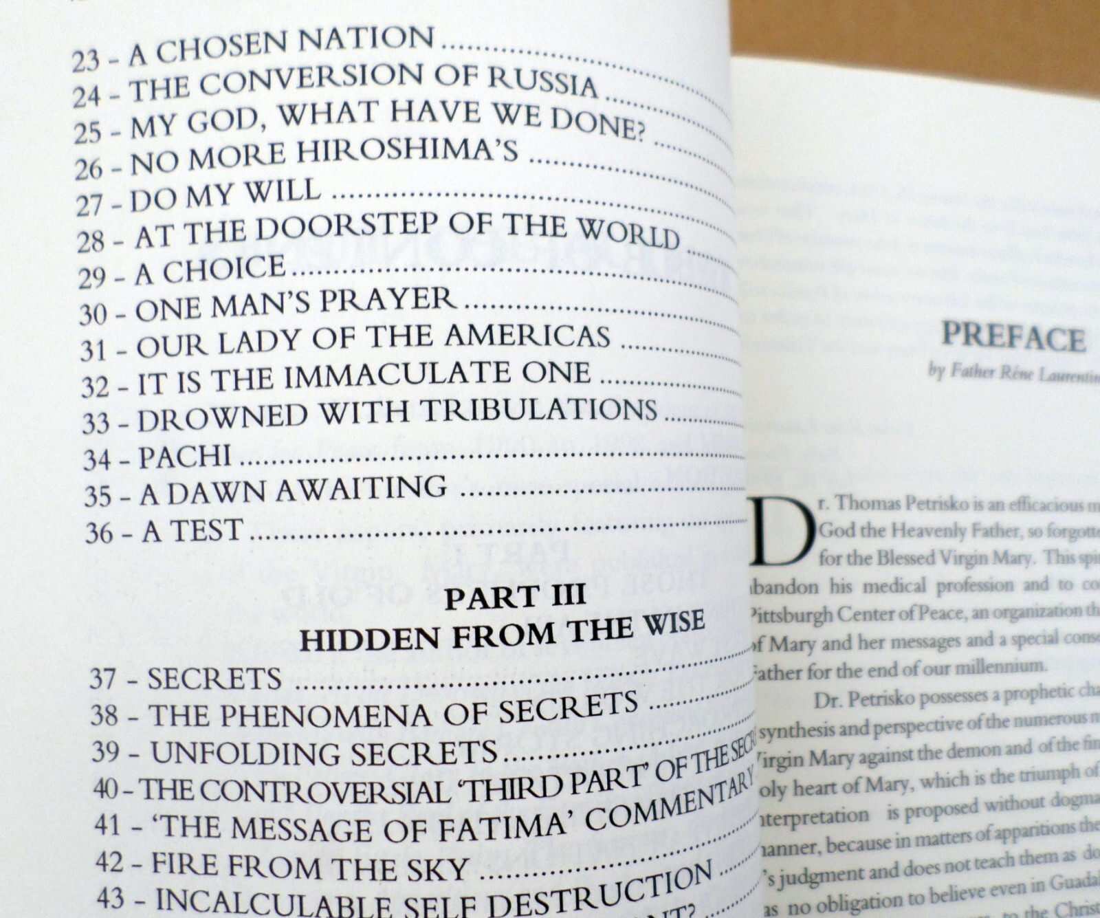 The Fatima Prophecies: At the Doorstep of the World Petrisko Paperback 433 Pages