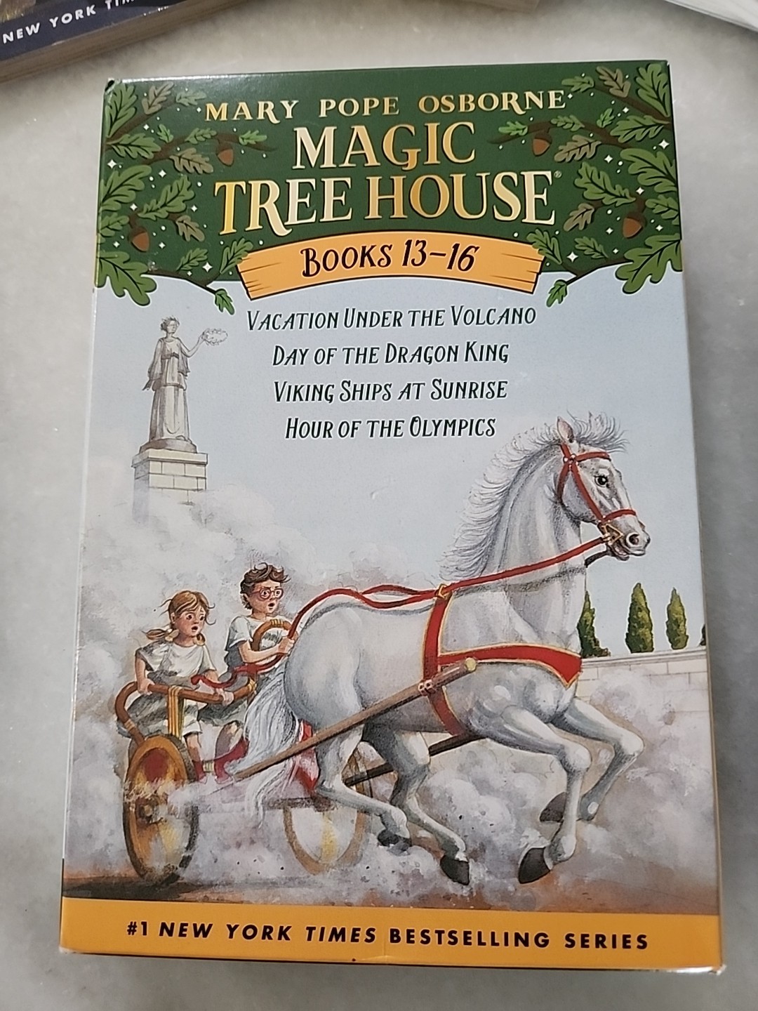 17/Magic Tree House Books 1-16 Mary Pope Osborne 1st Series + MUMMIES COMPANION