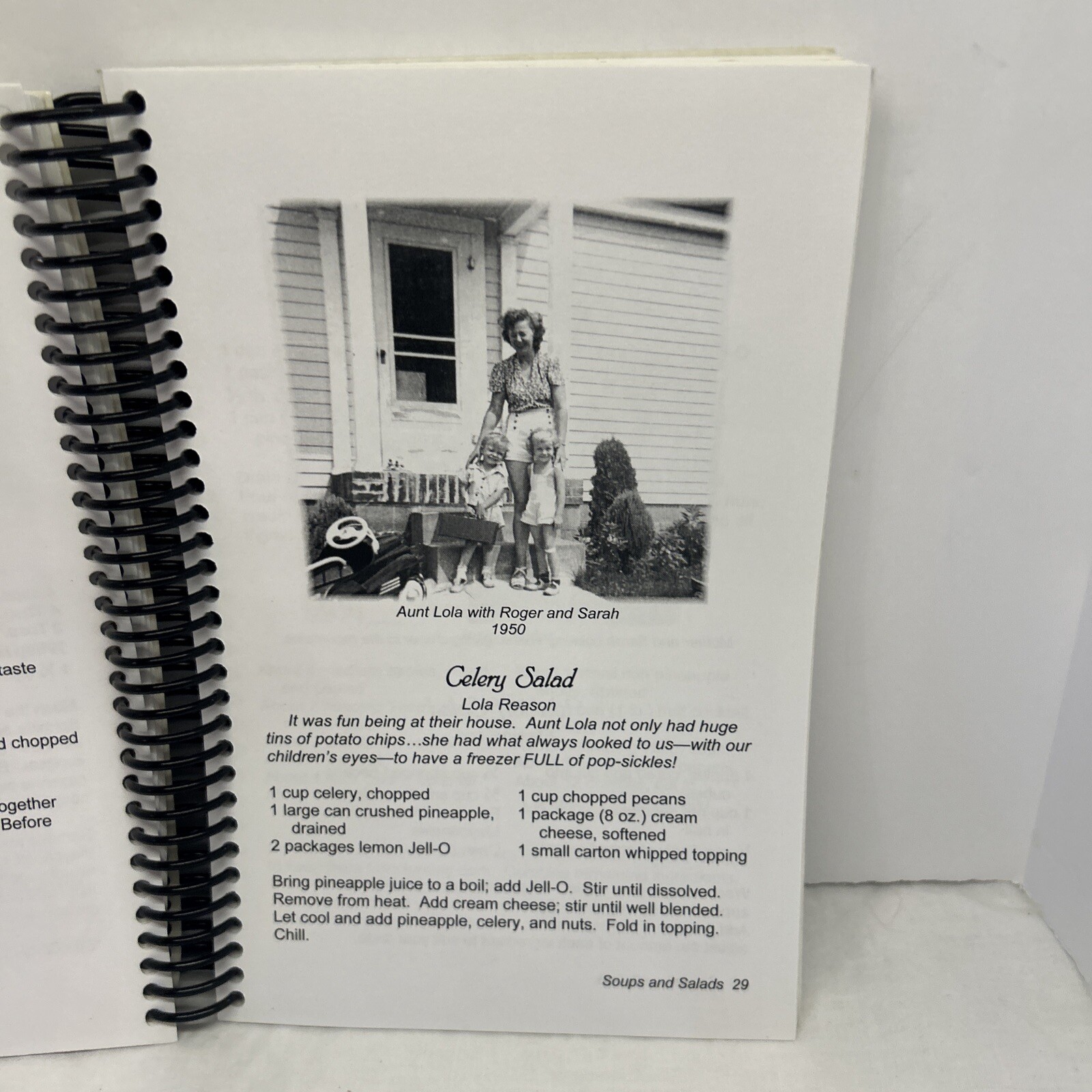 Miss Mary& Friends Cookbook: A Collection Of Southern And A Few Yankee Recipes