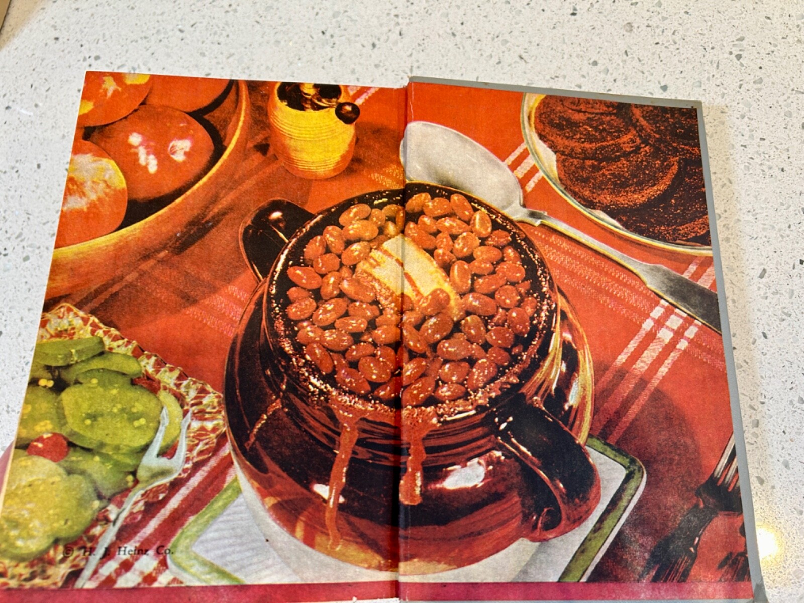 META GIVEN The Modern Family 1953 Cookbook – Vintage Hard Cover – 632 Pages