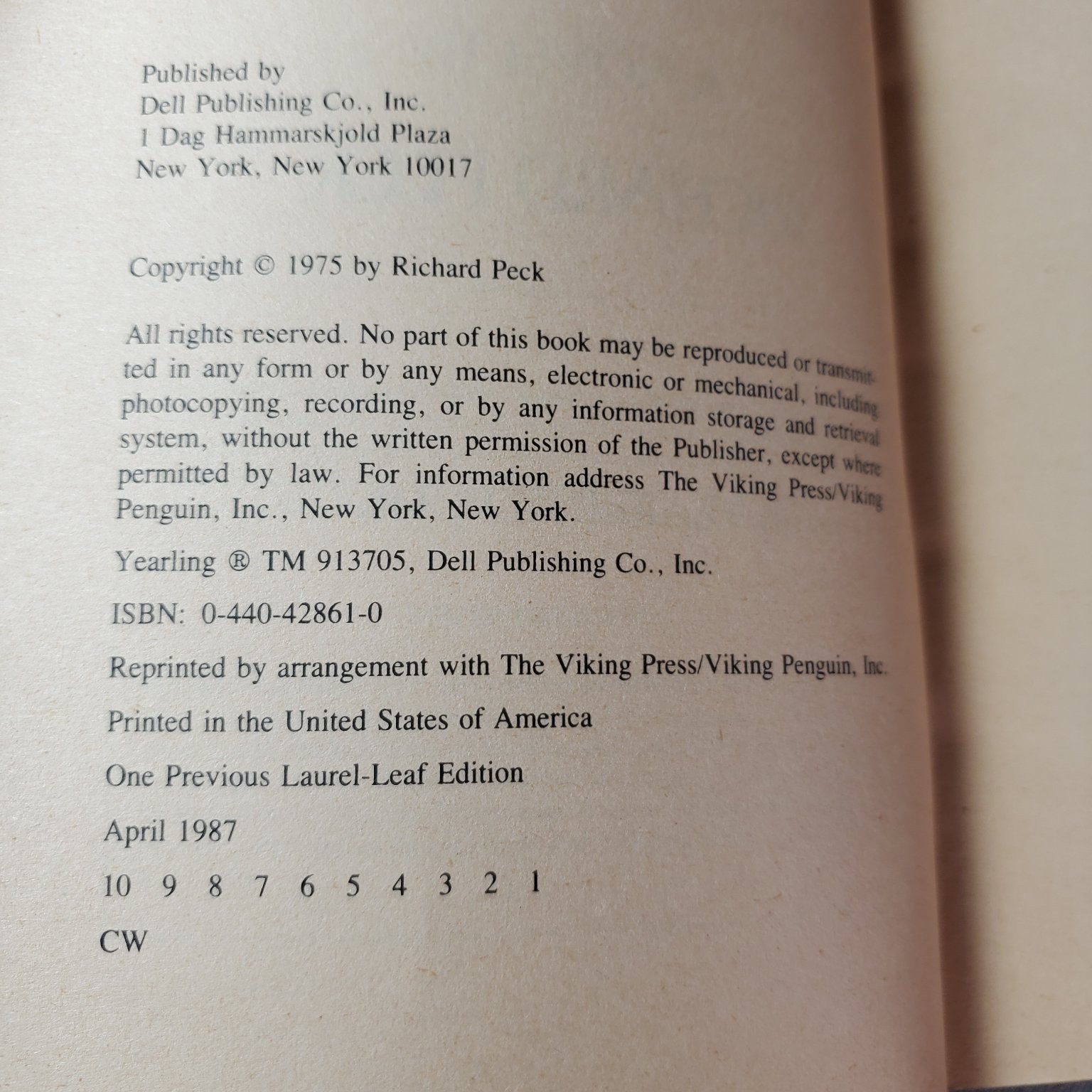 The Ghost Belonged to Me Richard Peck 1987 Reprint Dell Yearling Book