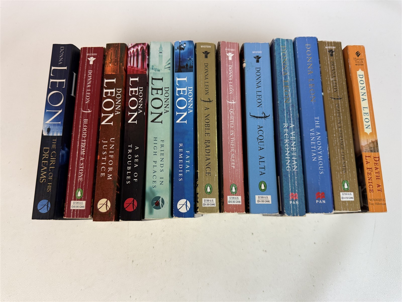 Donna Leon Lot 13 Commissario Brunetti Death La Fenice / Girl of His Dreams