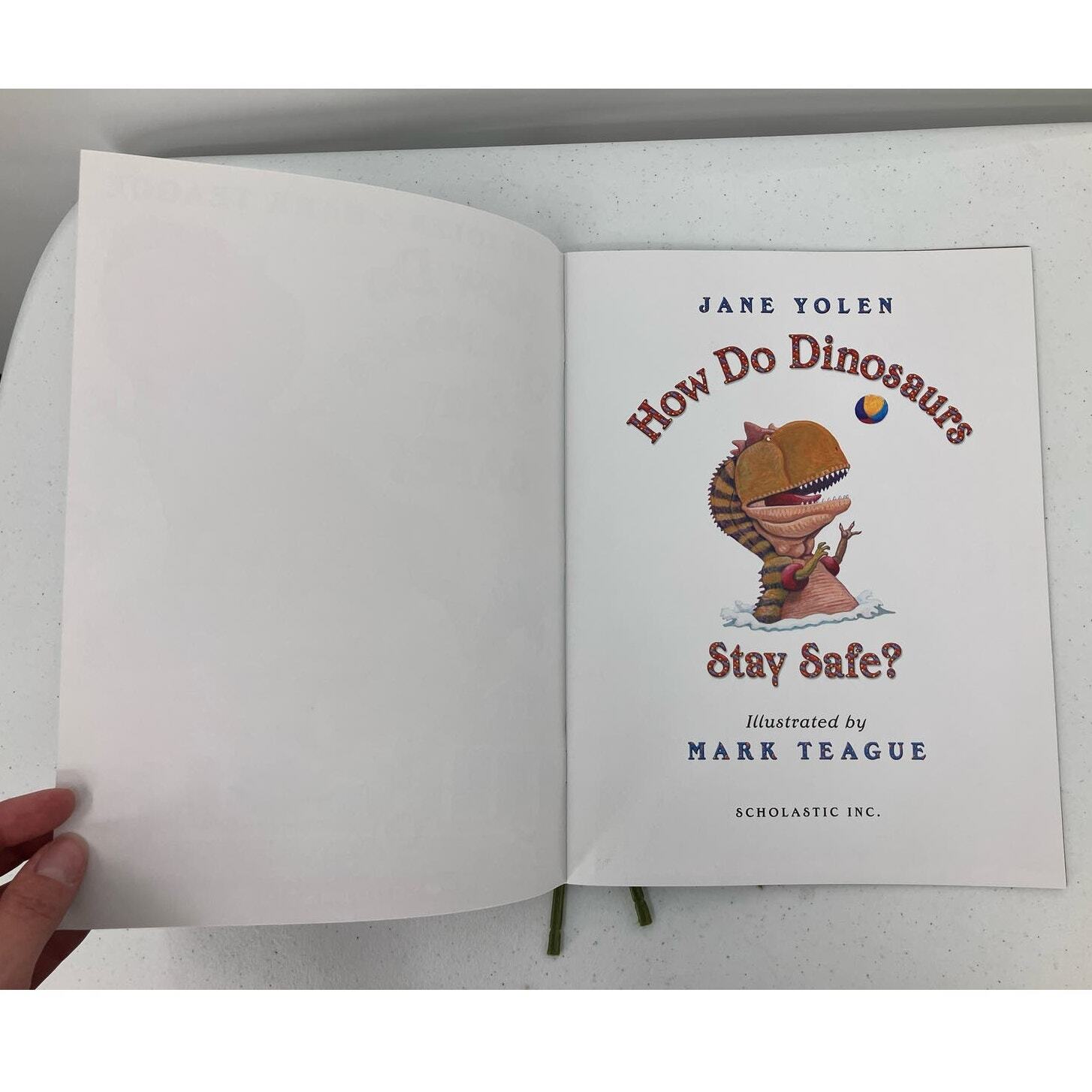 How Do Dinosaurs Stay Safe? Scholastic Jane Yolen Mark Teague Paperback Book