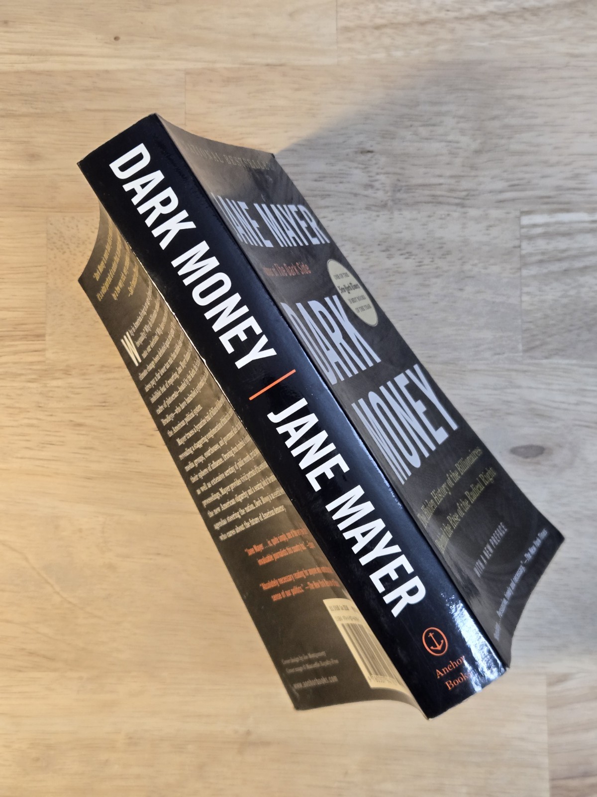Jane Mayer DARK MONEY Hidden History Billionaires Radical Right – Paperback 2017