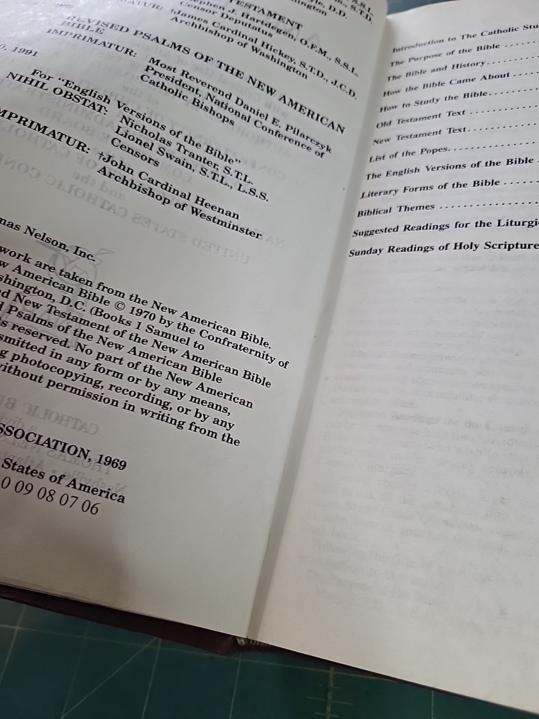 Catholic First Communion Holy Bible – 9053NCBG – Catholic Bible Press -SEE PHOT