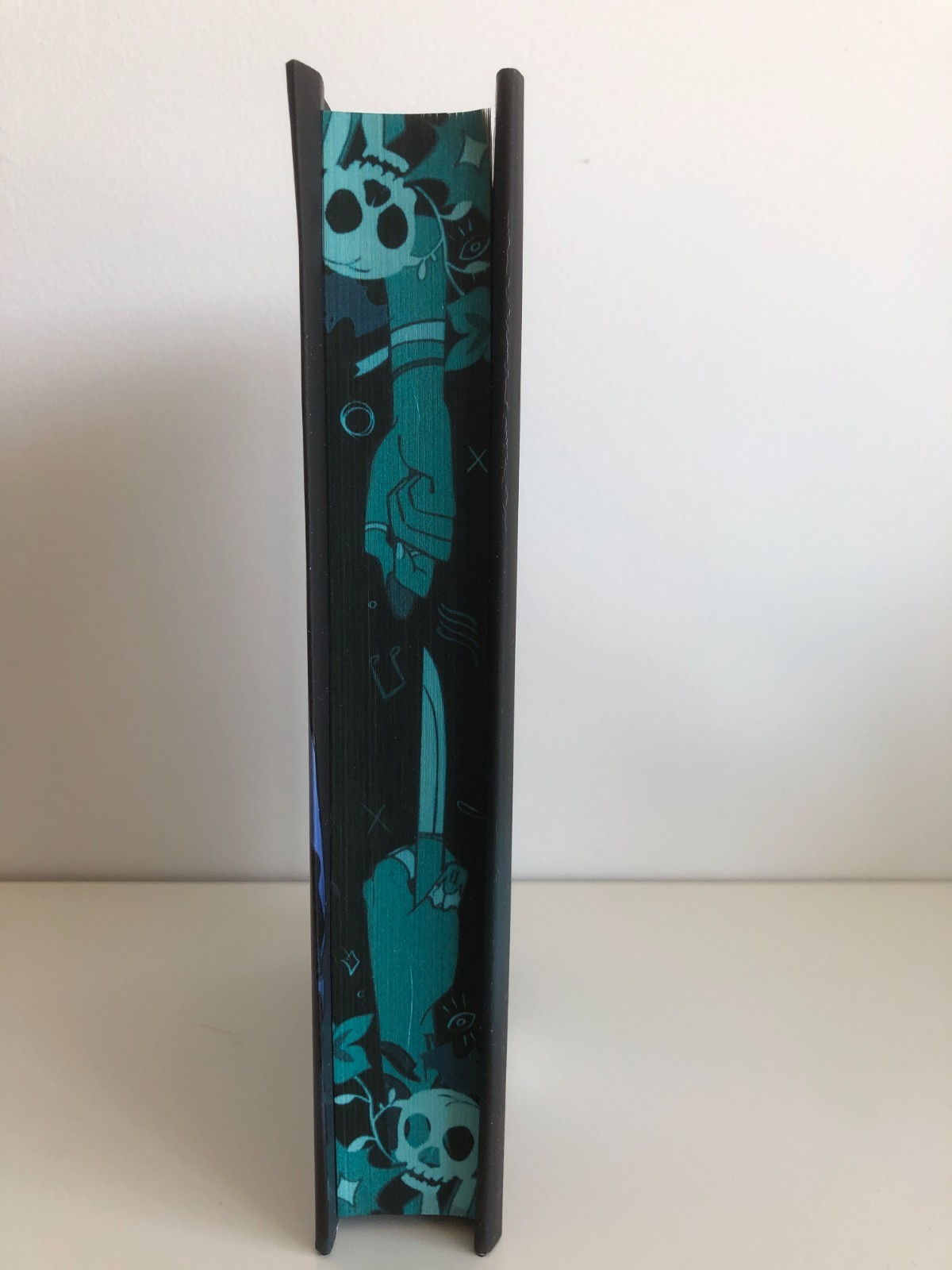 DAMAGED Leather and Lark by Brynne Weaver FairyLoot edition