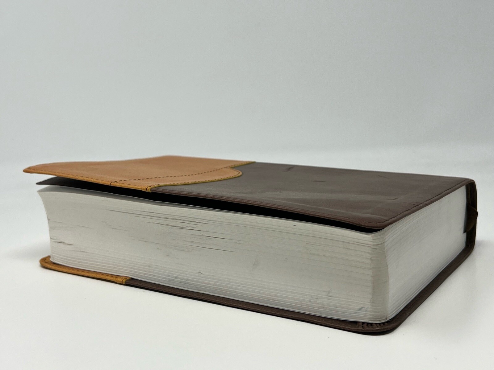 ✝️ LARGE PRINT Zondervan NIV Church Bible 2011 Duo-Tone Brown / Tan CLEAN