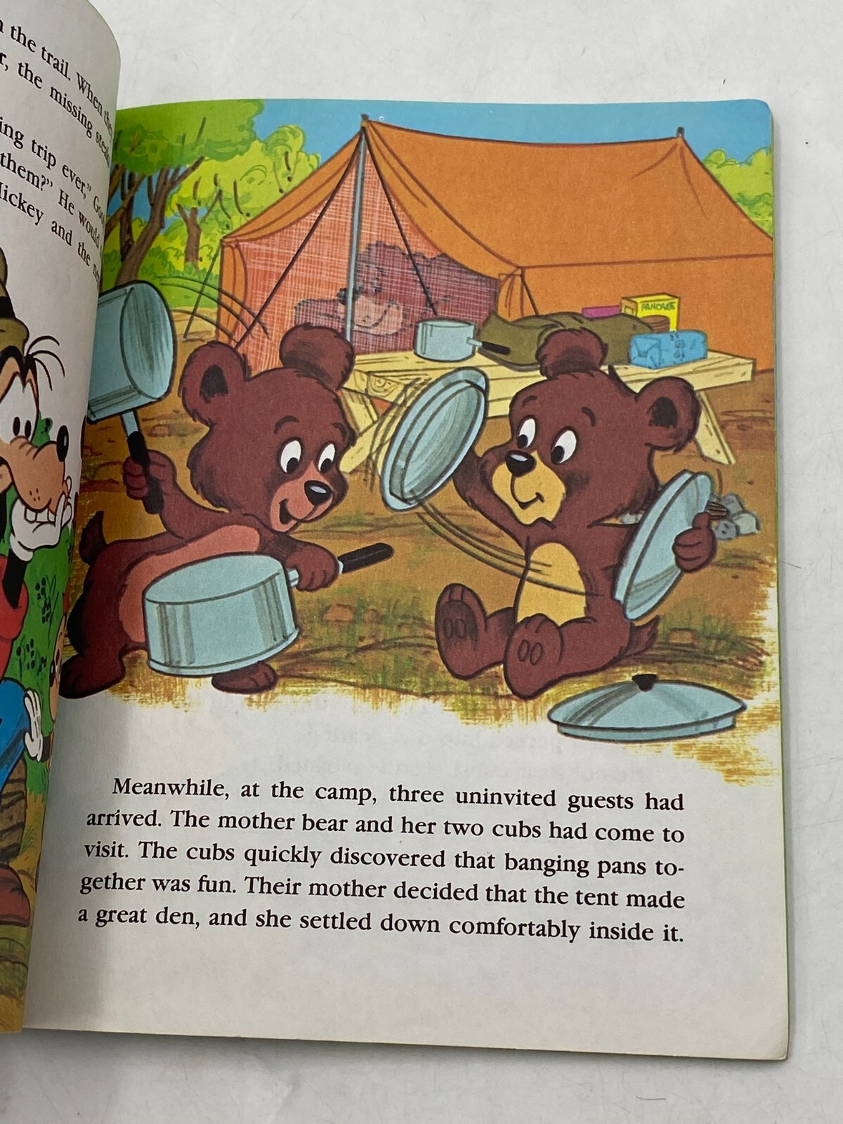 Mickey Mouse and Goofy THE BIG BEAR SCARE VTG Little Golden Book Disney 1978
