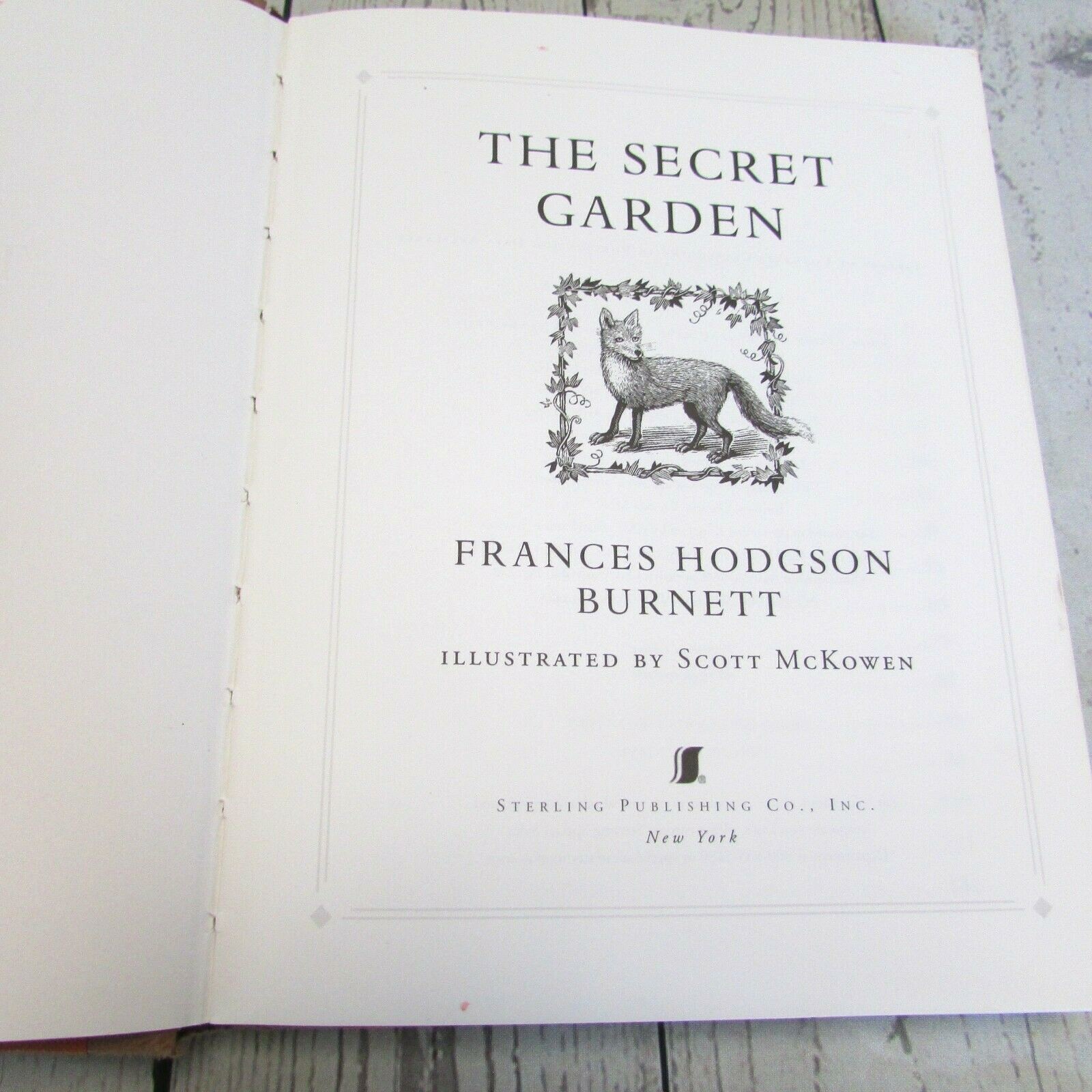 THE SECRET GARDEN Frances Hodgson Burnett Hardcover Dust Jacket Unabridged