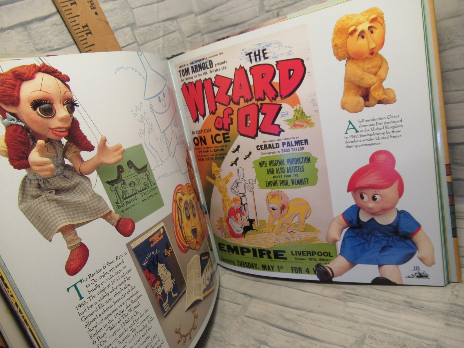 100 YEARS OF OZ/A CENTURY OF CLASSIC IMAGES FROM THE WIZARD OF…/by John Fricke