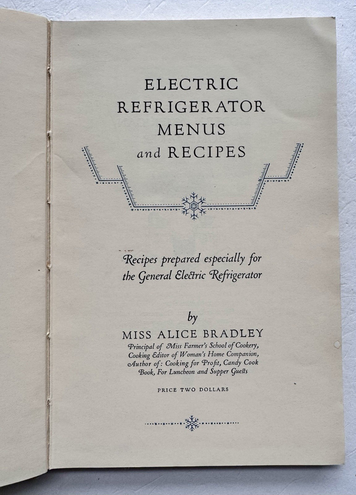 General Electric 1927 ELECTRIC REFRIGERATOR HC Recipes & Menus