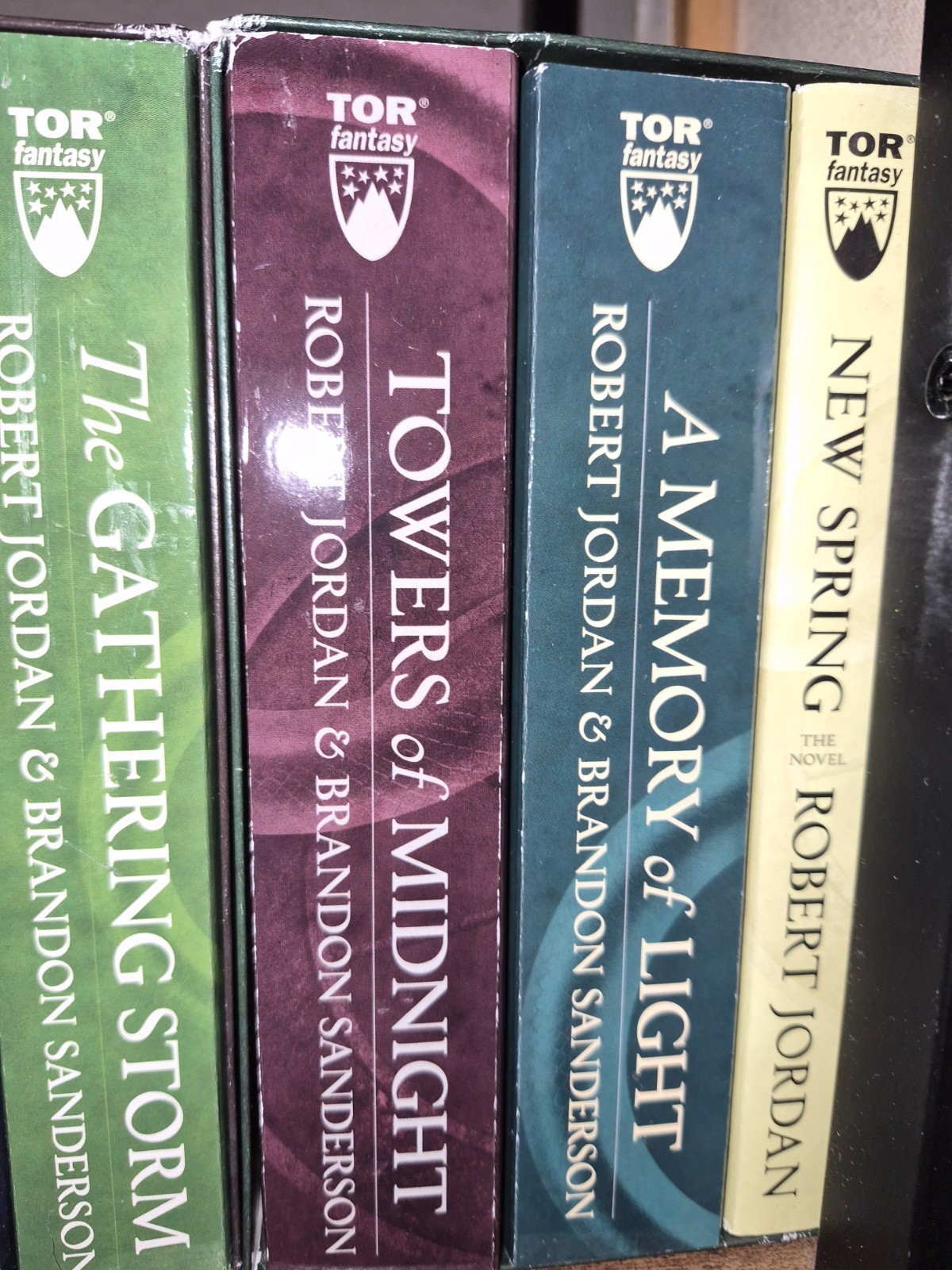 Wheel of Time complete sets Robert Jordan Brandon Sanderson mass mkt paperbacks