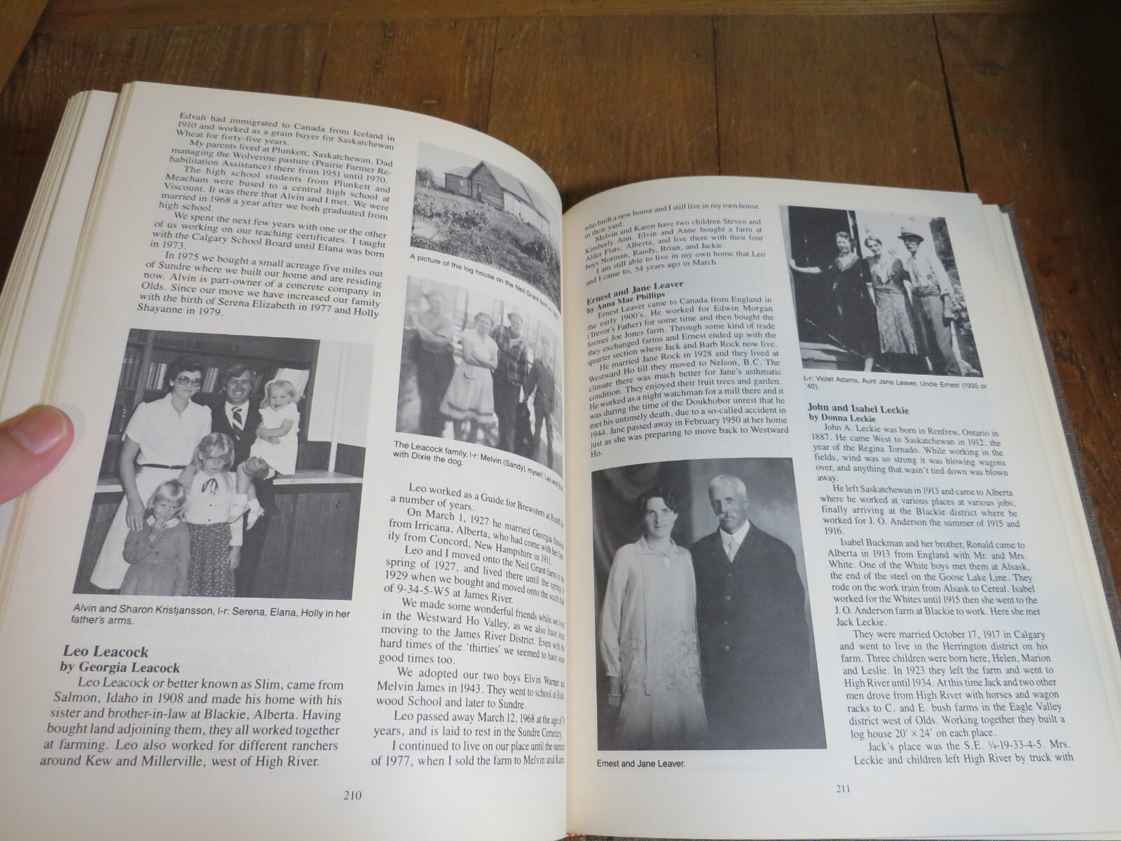 Links of Memory History Book, Harmattan Westward Ho CANADA genealogy 1983 1st ED