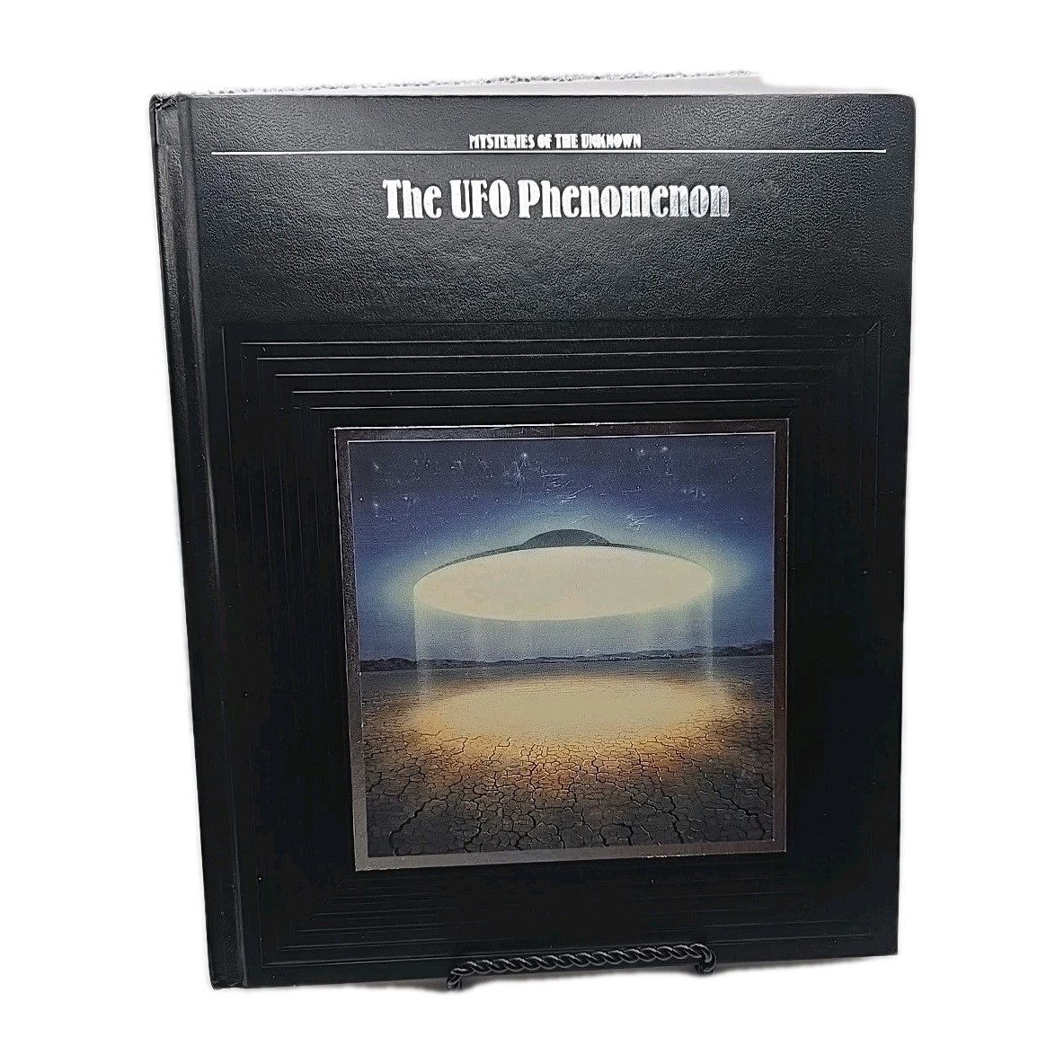 2 Book Bundle Mysteries Of The Unknown -The UFO Phenomenon & Mystic Places