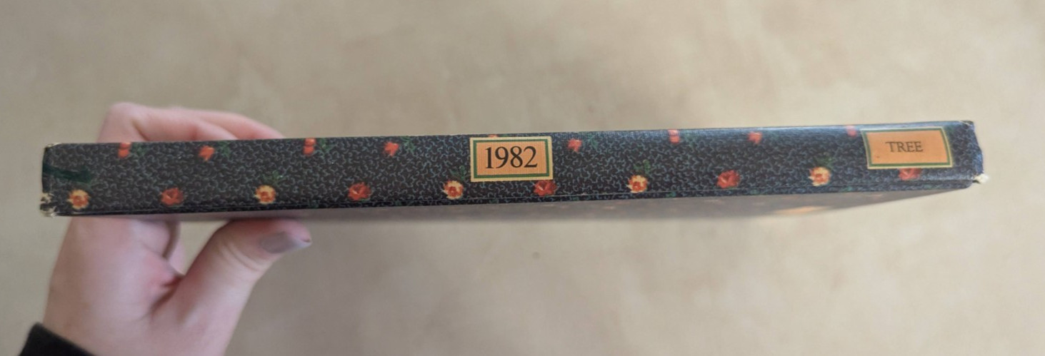 Our Old Fashioned Country Diary for 1982 (An Old Fashioned Keepbook)