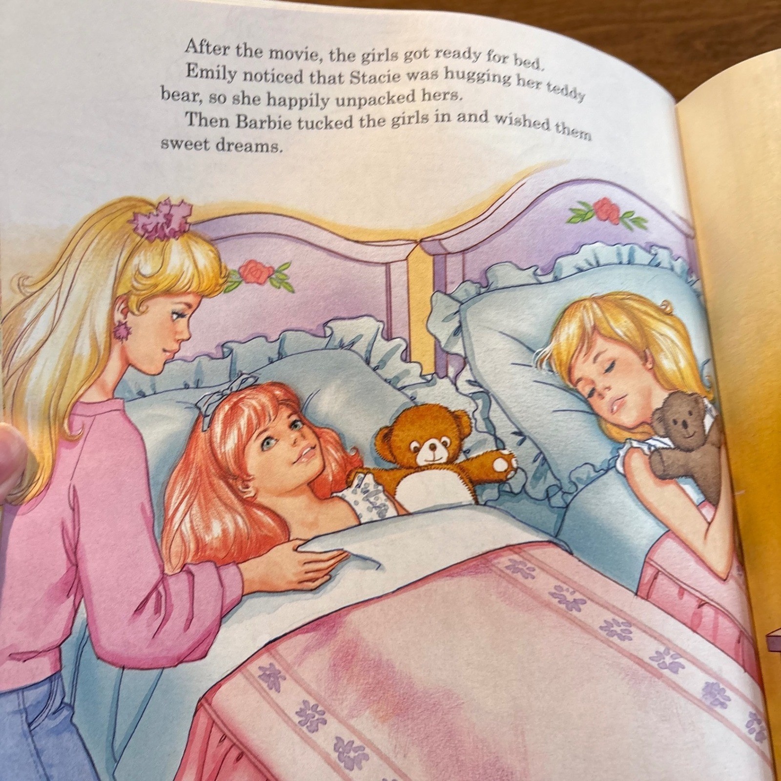 Golden Books Barbie Let’s Have a Sleepover Children’s Picture Book 1998