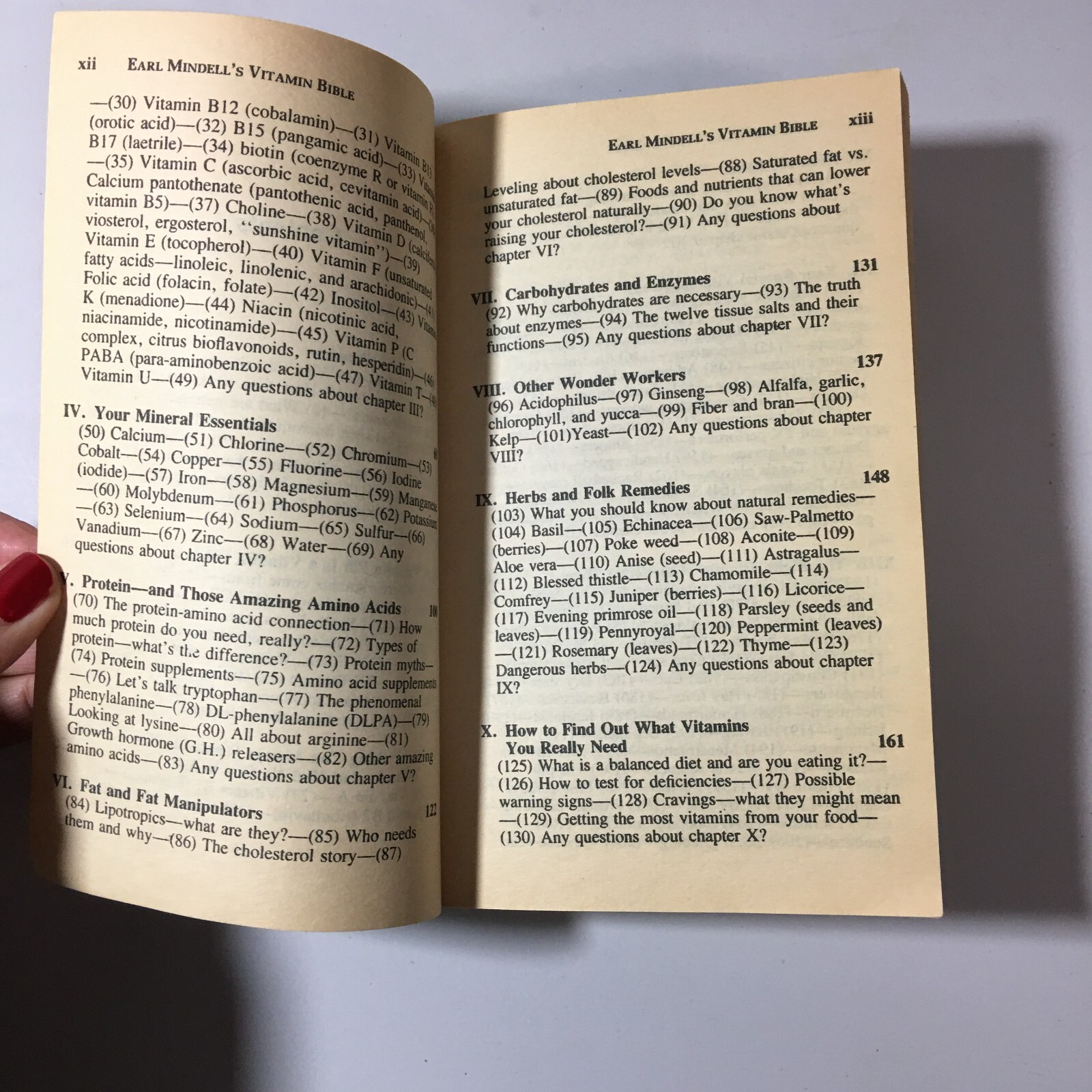 Earl Mindell’s Vitamin Bible Mass Market Paperback By Mindell, Earl Health