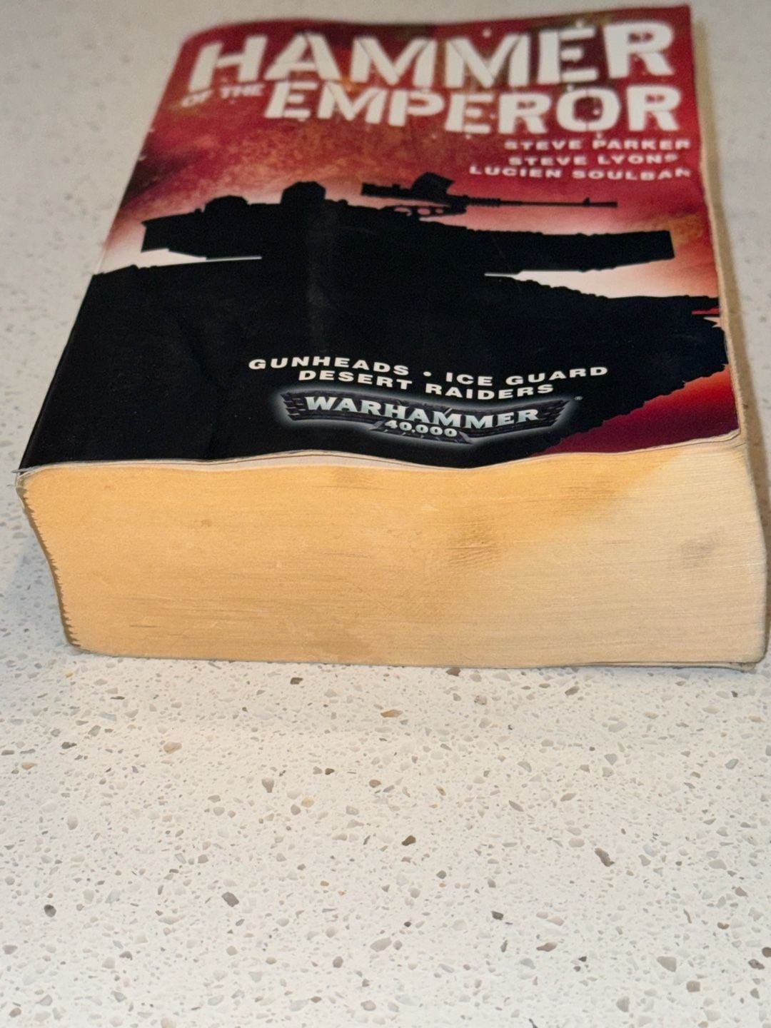 Hammer of the Emperor: Warhammer 40,000 Omnibus Steve Parker, Steve Lyons