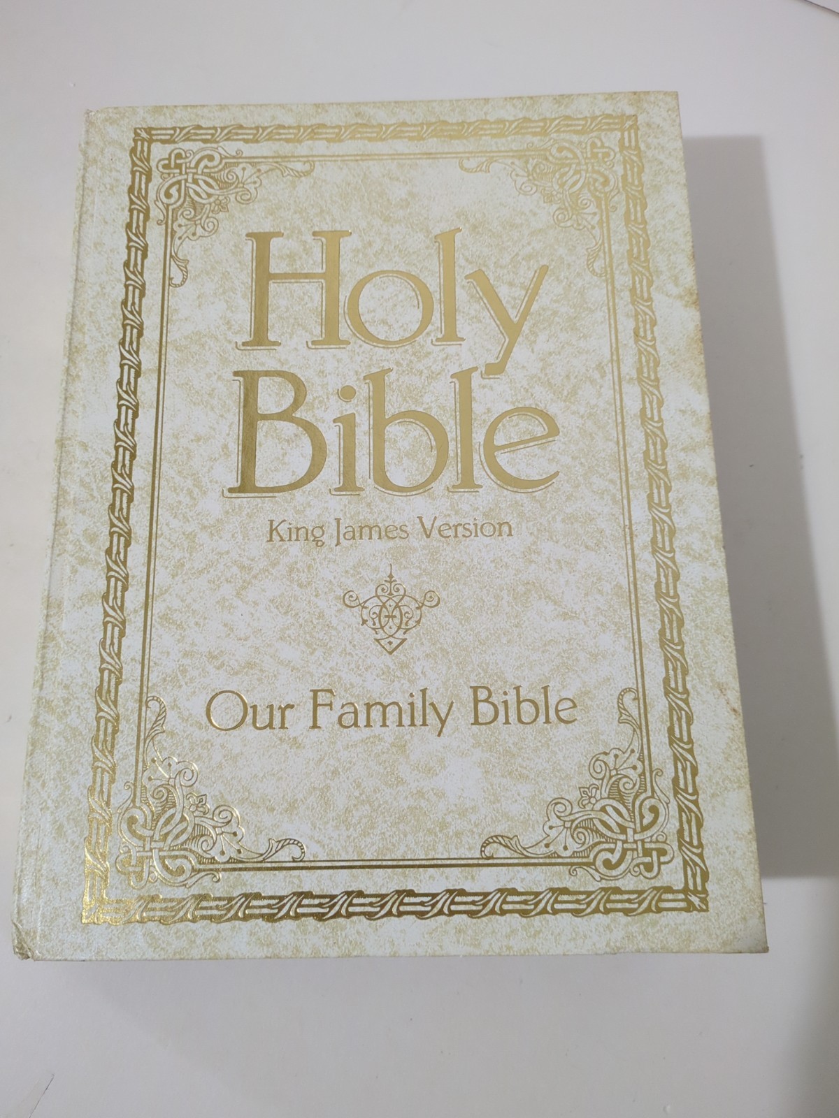 Vintage Holy Bible King James Version “Our Family Bible” 1971 White & Gold 11.5”