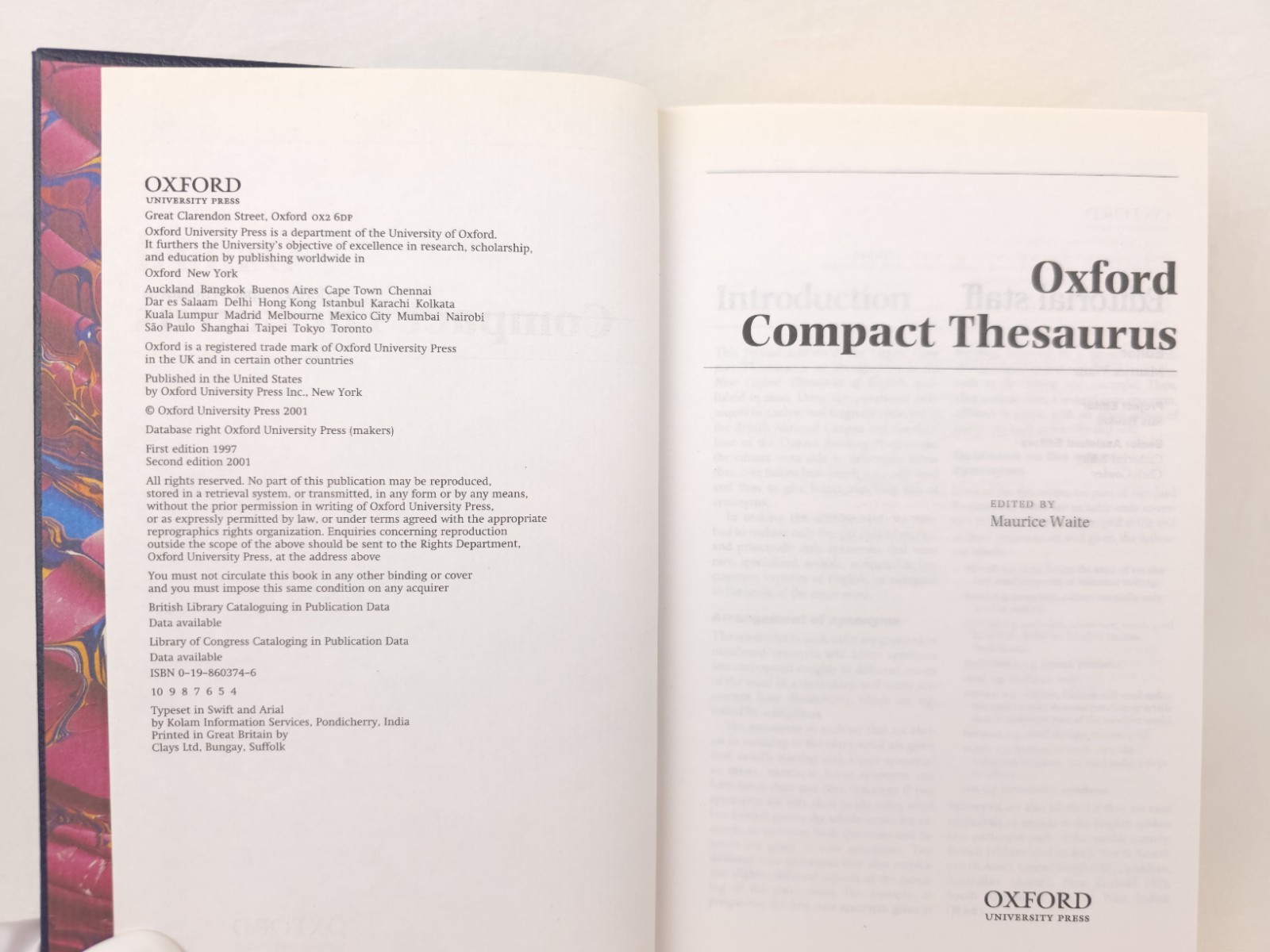 Oxford 4-Volume Reference Desk Set – Dictionary Thesaurus Quotations Usage