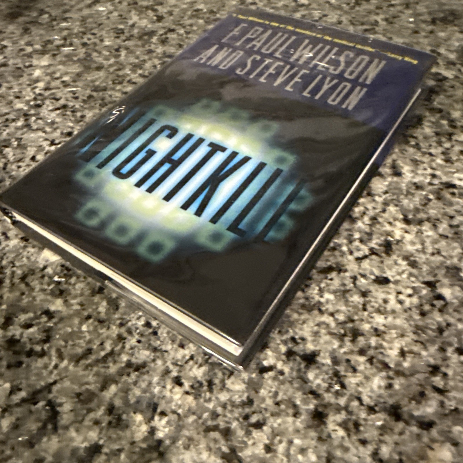 Nightkill – F. Paul Wilson & Steve Lyon – First Edition HCDJ Medical Thriller