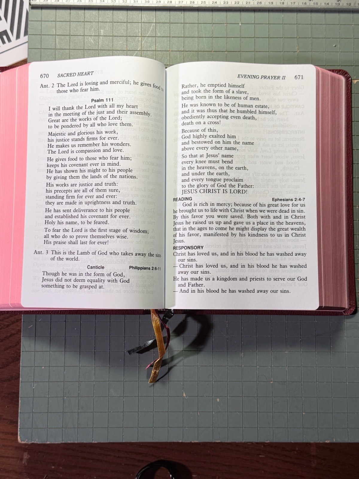Christian Prayer LARGE Type Catholic Book Publishing Company 407/10 Printed 1985