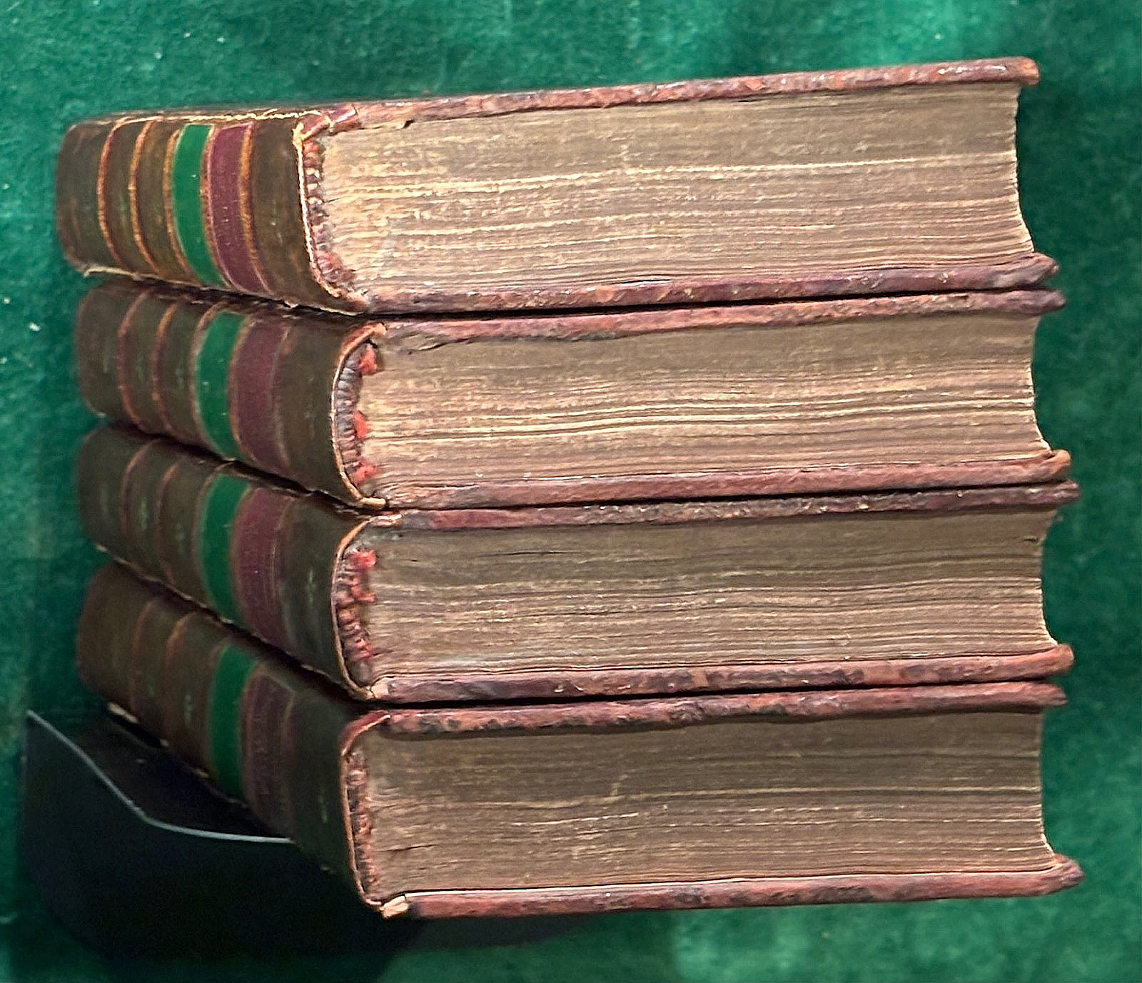 BOLINGBROKE. Miscellaneous Works. 4 vols. 12 mo. Full calf. Edinburgh, 1768