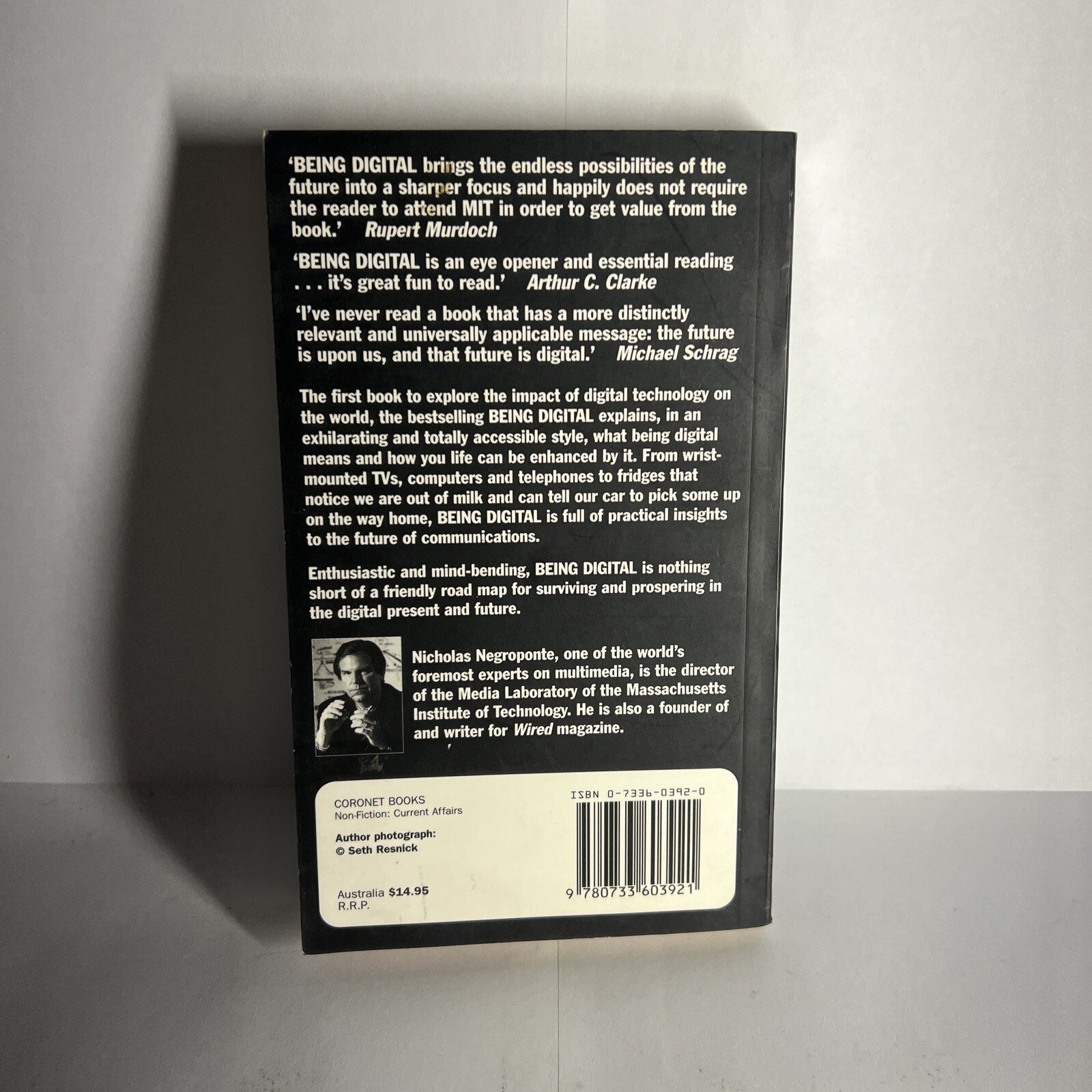 Being Digital By Nicholas Negroponte. 9780340645253