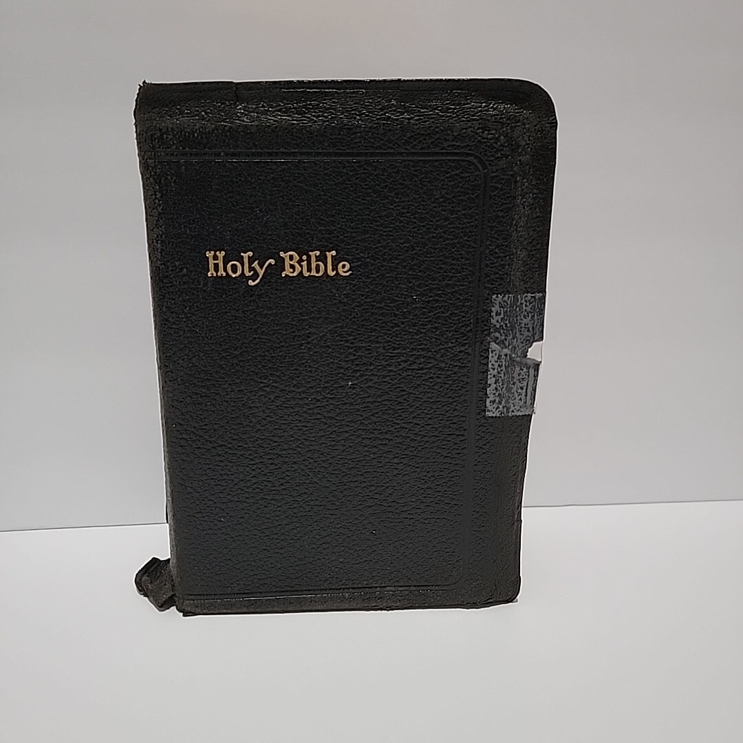 HOLY BIBLE National Bible Press Pronouncing Red Letter National