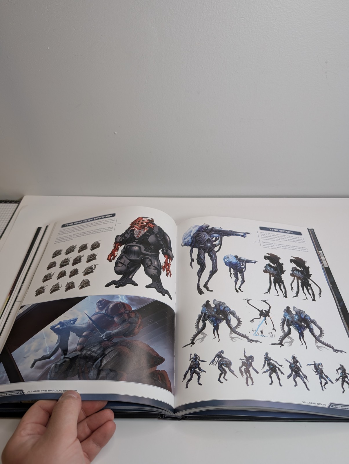 Dark Horse The Art of the Mass Effect Universe Hardcover Art Book 2012 Used