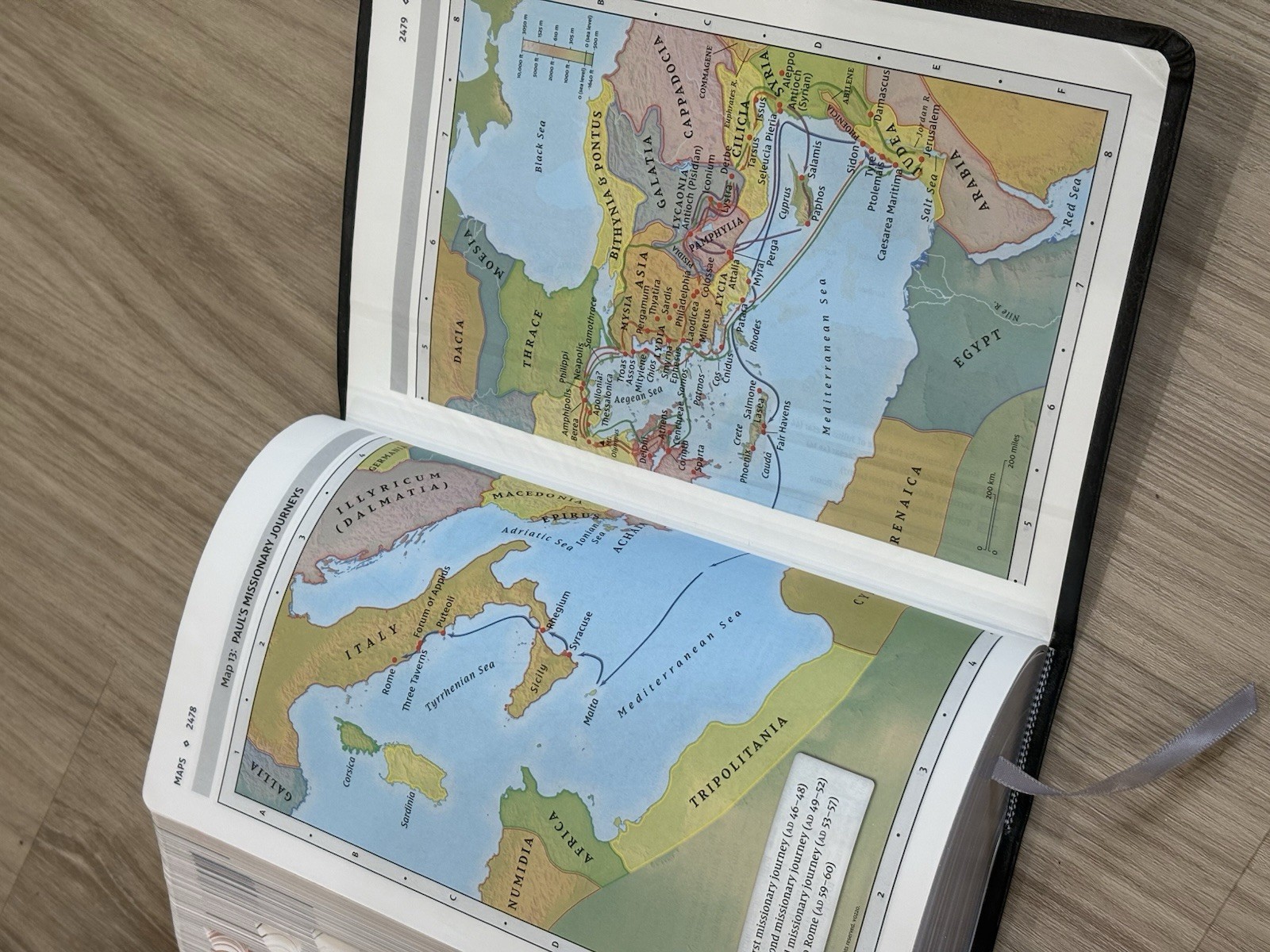 NIV New International Version Study Bible Black Leather Zondervan 2020