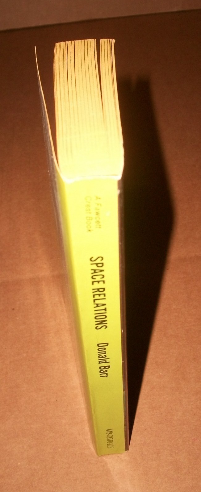 Space Relations Donald Barr Gothic Fawcett Crest P2370 $1.25 Feb 1975 1st prt EX