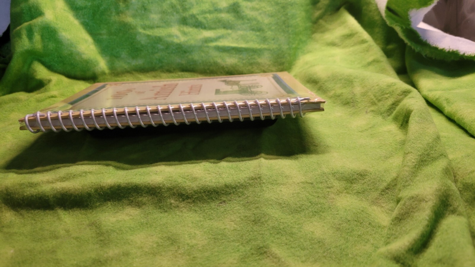 Amish Hints Book Spiral Bound 100s of Amish Hints