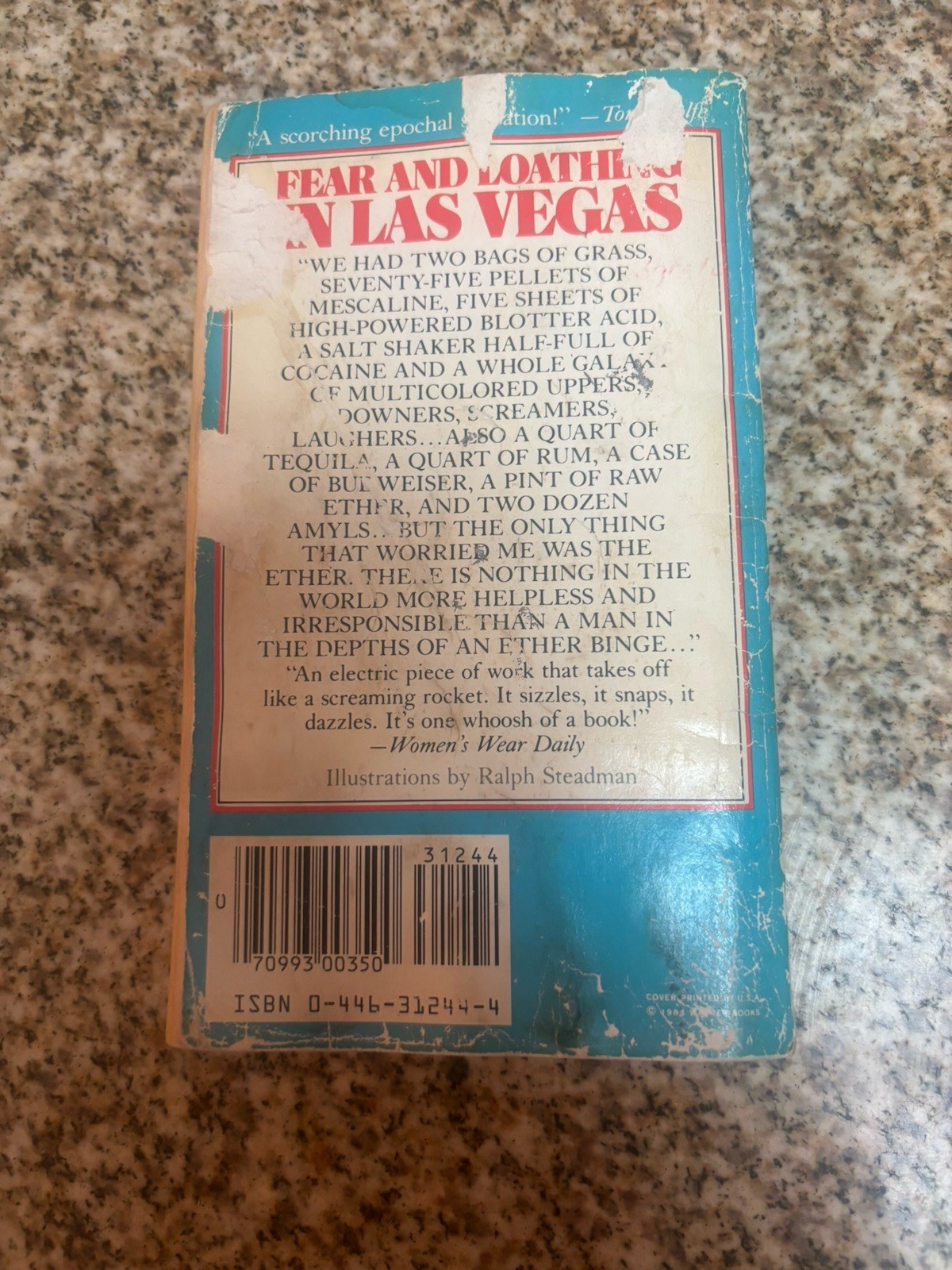 Fear & Loathing in Las Vegas Hunter S Thompson 1st Warner Printing Paperback1982